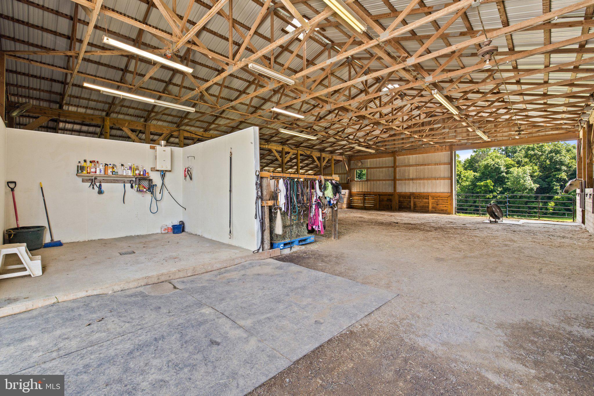 21564 MONROVIA ROAD