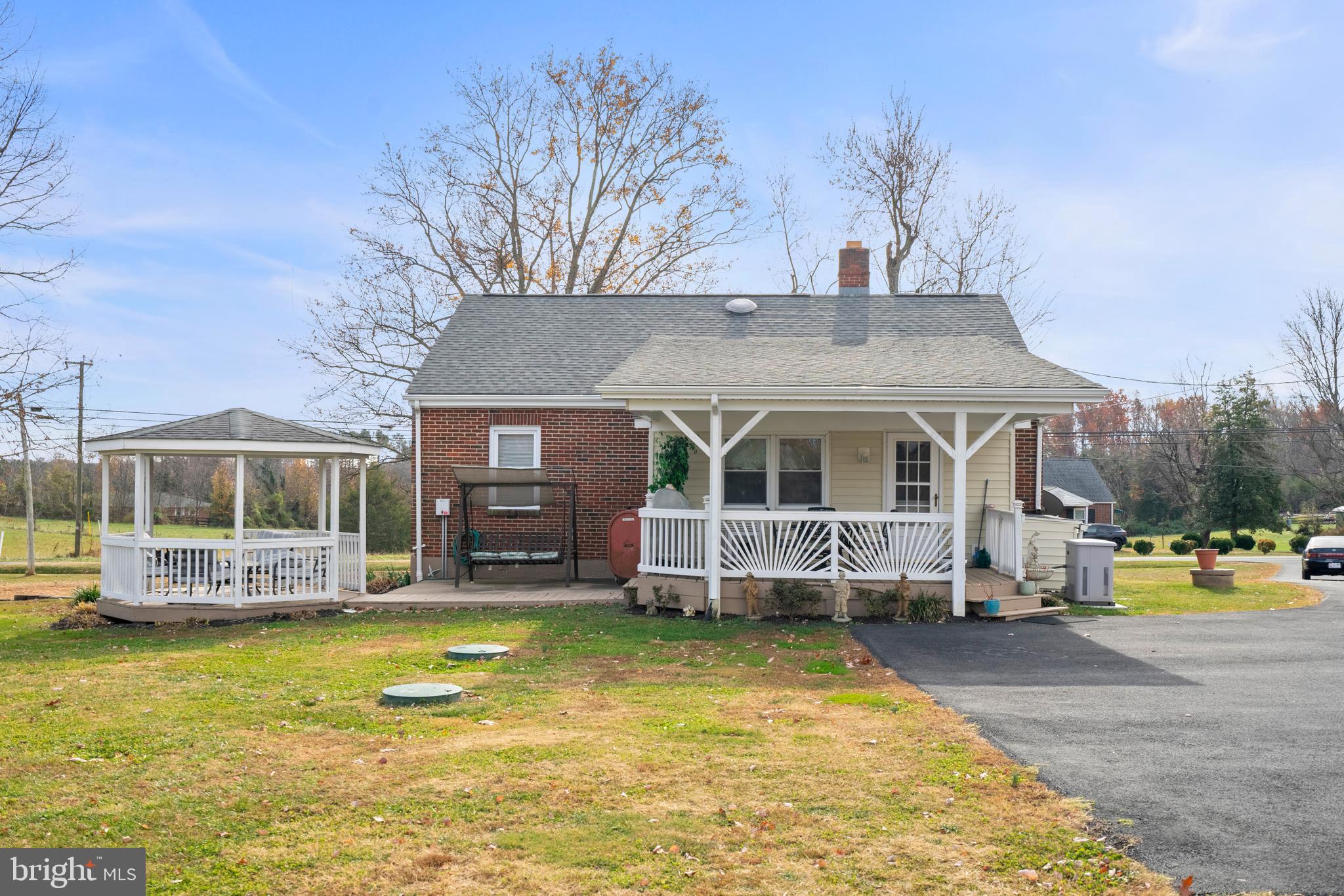 24533 LAFAYETTE DRIVE