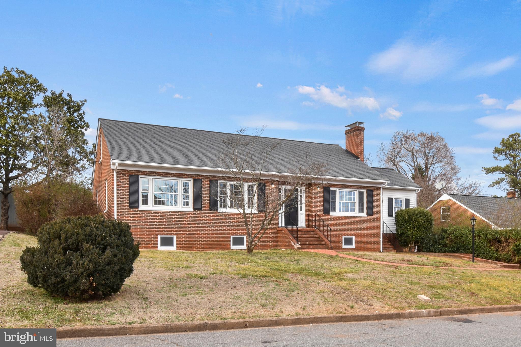 371 PIEDMONT STREET