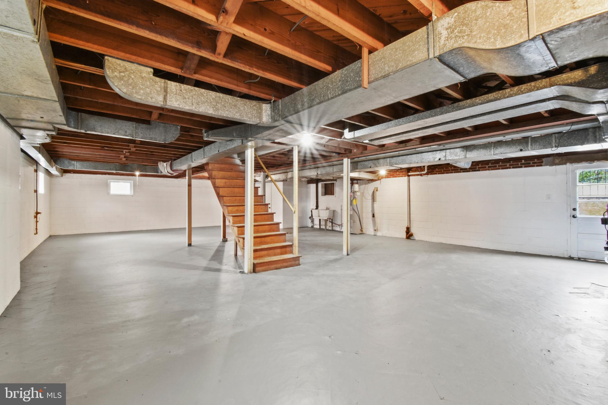 371 PIEDMONT STREET