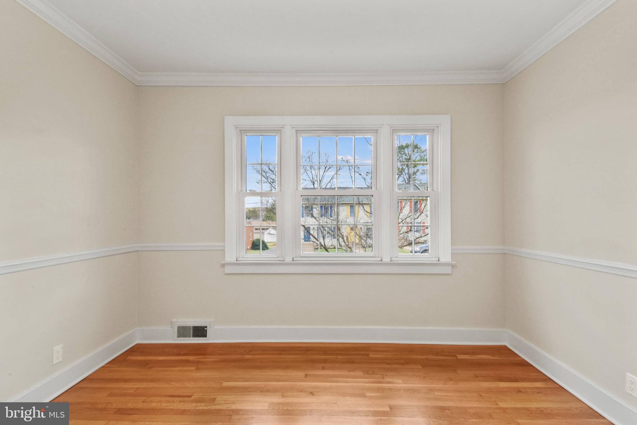 371 PIEDMONT STREET