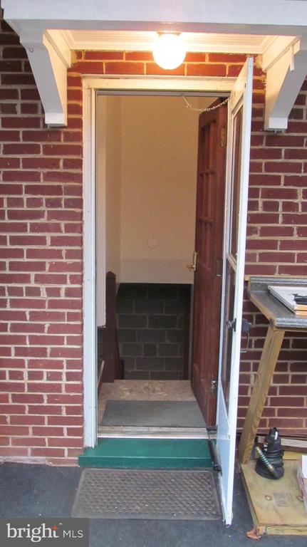 221 DABNEY ST