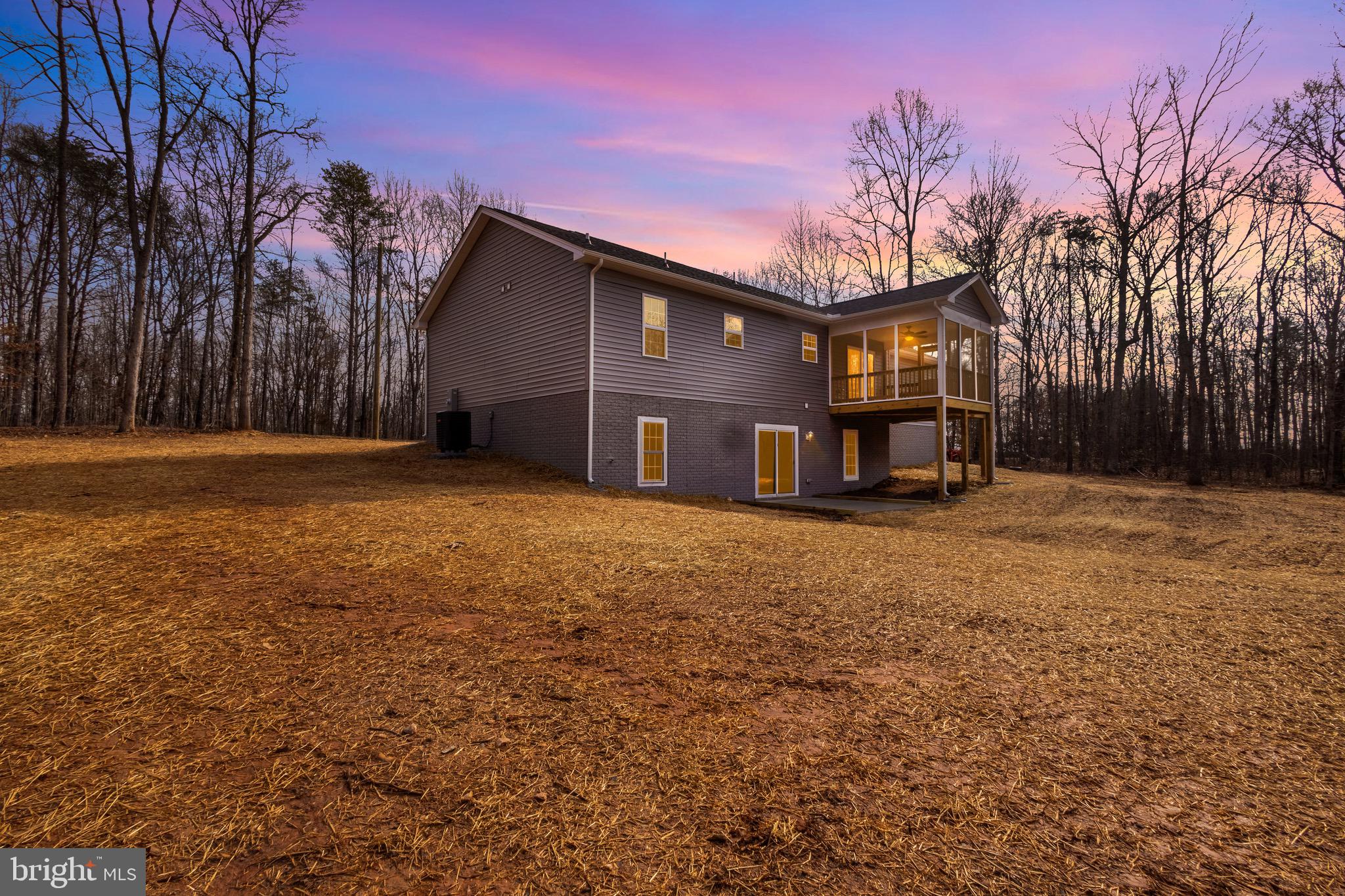 27046 SUNNYSIDE RD