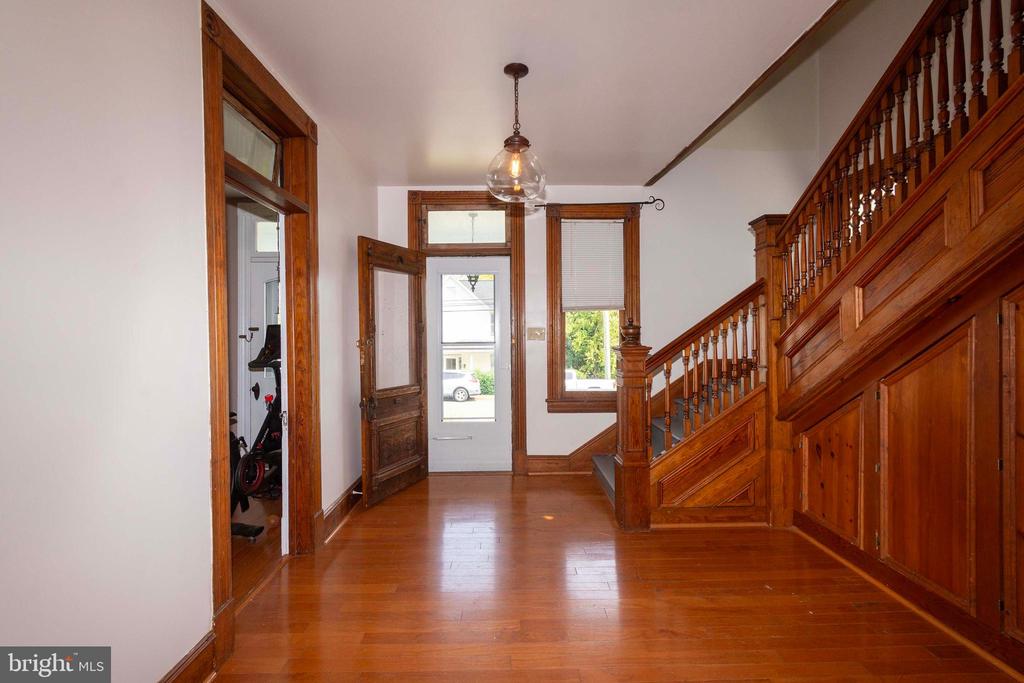 190 BELLEVIEW AVE