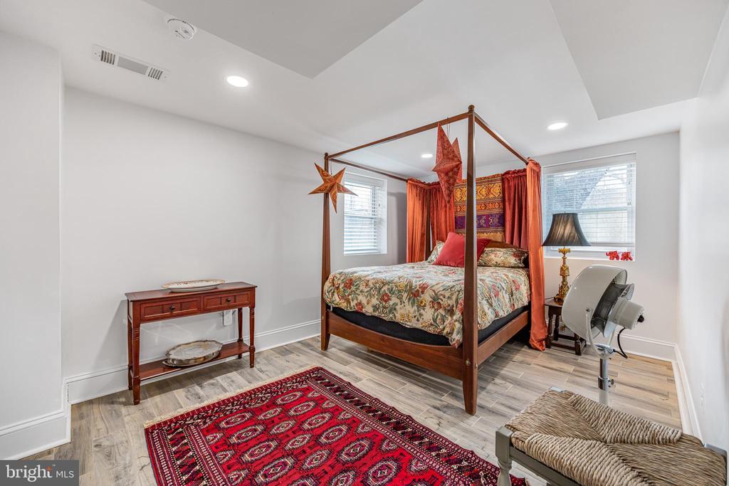 14178 PROMISE WAY LN