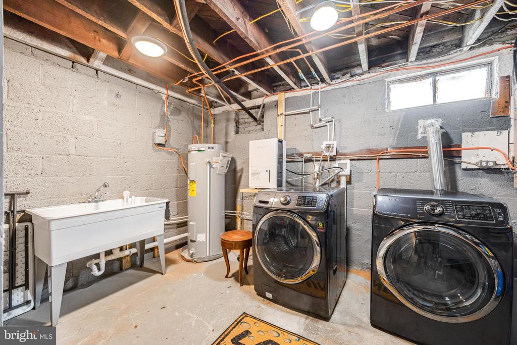 14178 PROMISE WAY LN