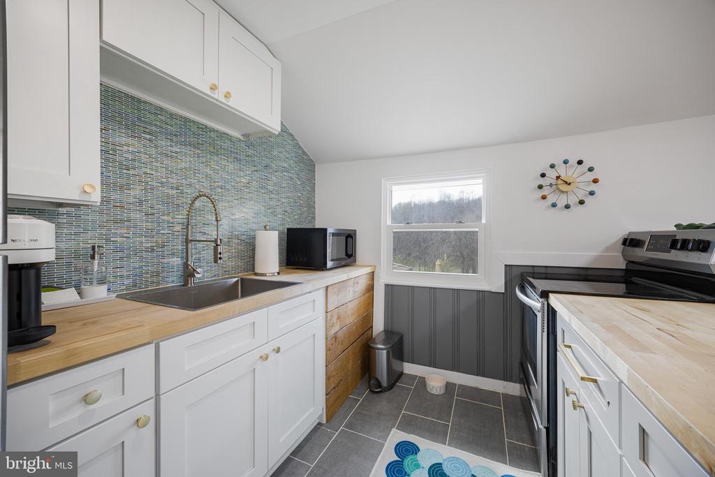 14178 PROMISE WAY LN