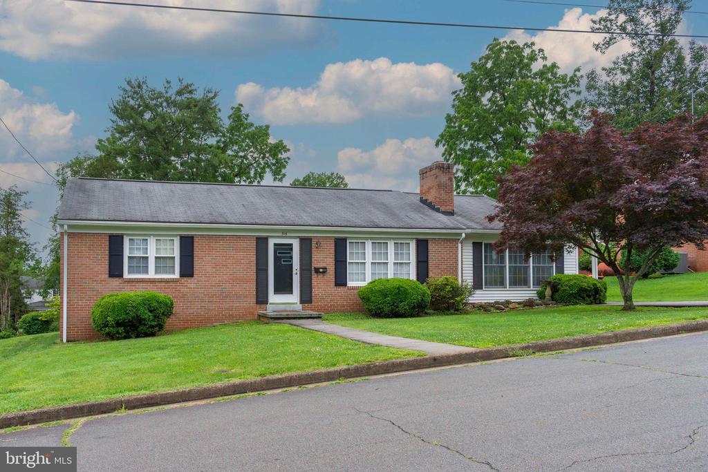 316 MIMOSA LN