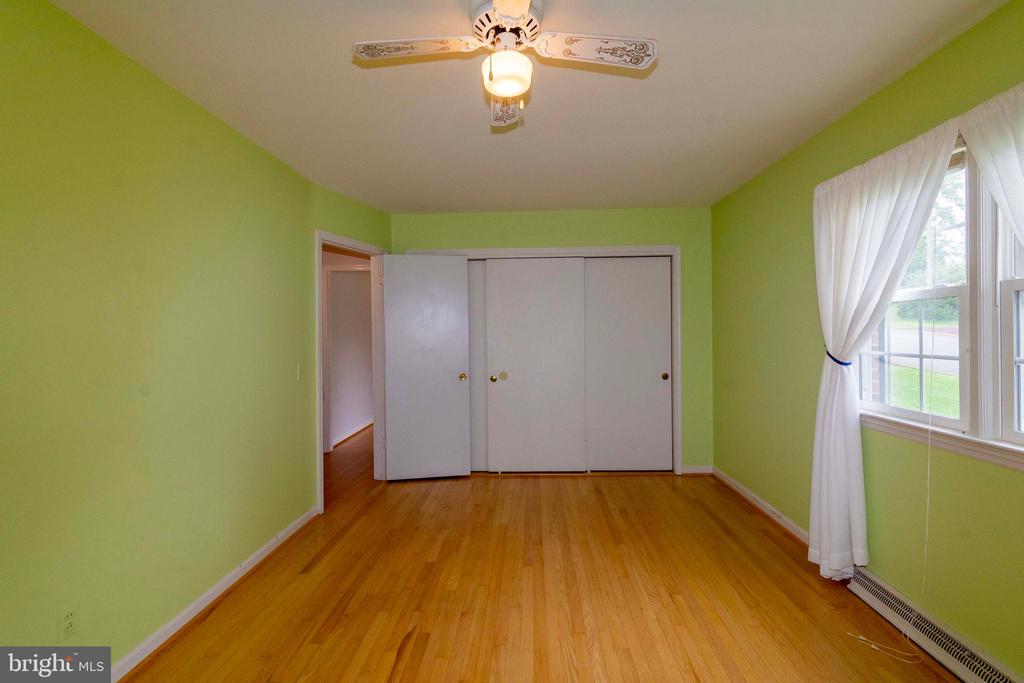 316 MIMOSA LN