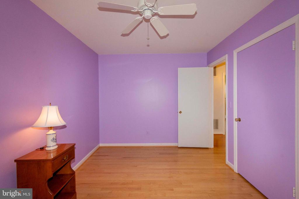 316 MIMOSA LN