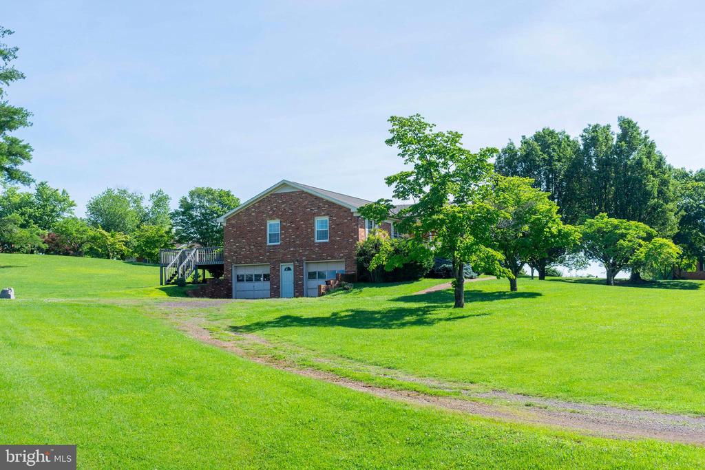 101 MADDOX DR