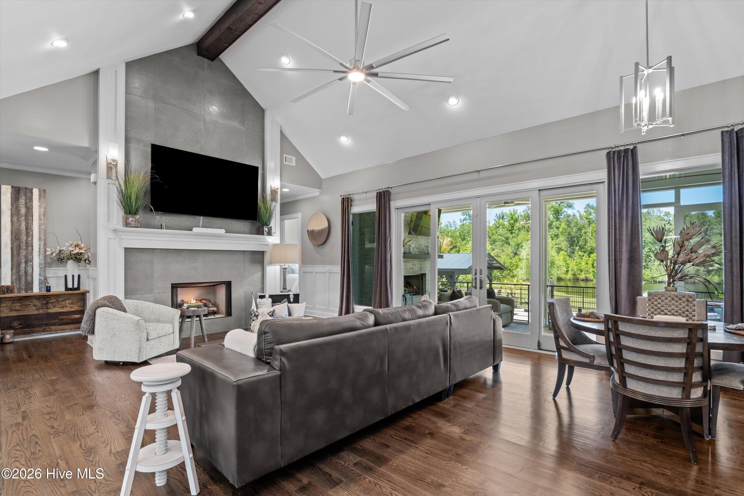 163 Lagoon Drive