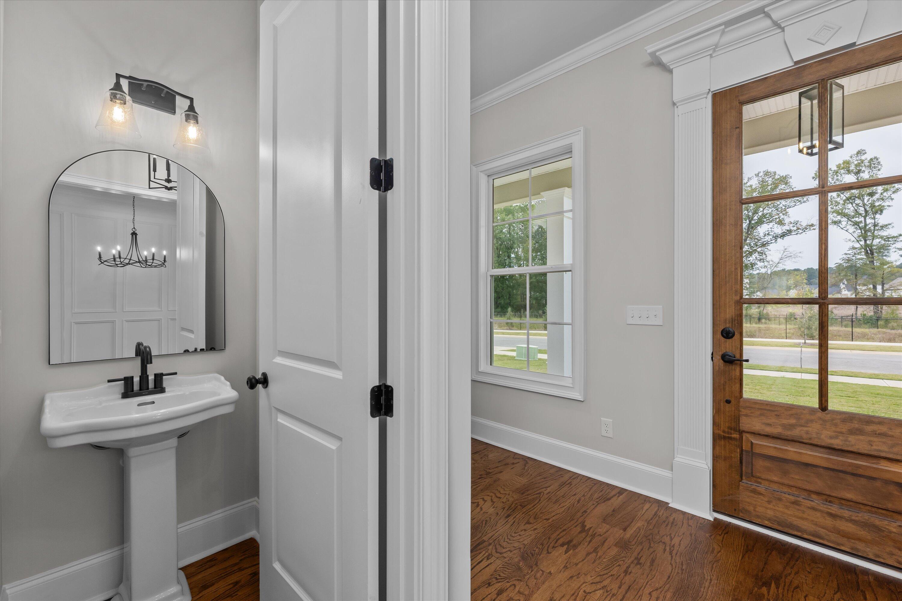 615 RIVER OAKS LANE Lane