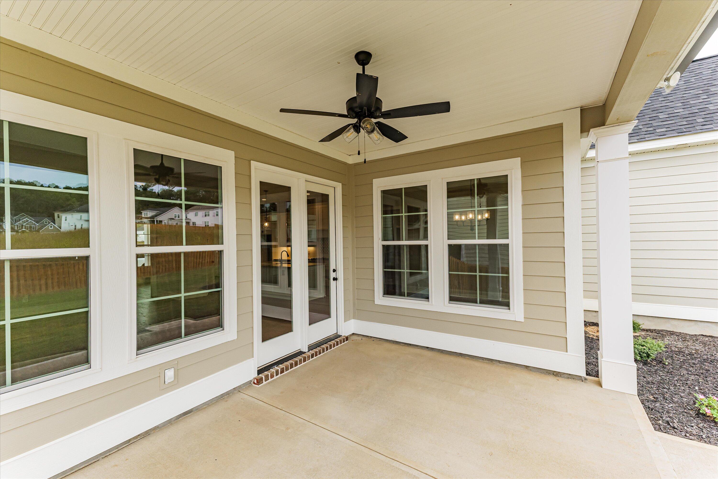 615 RIVER OAKS LANE Lane