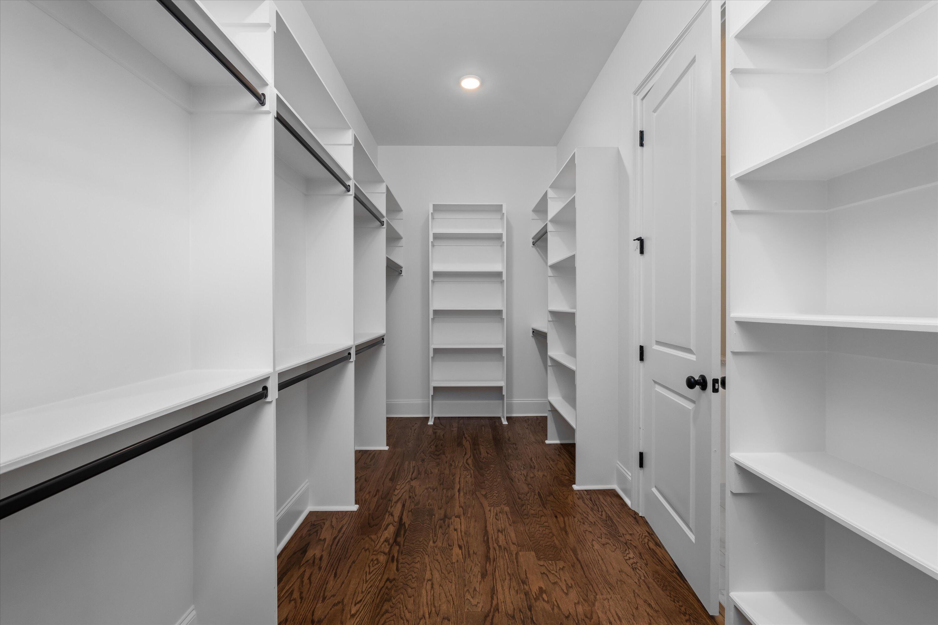 615 RIVER OAKS LANE Lane