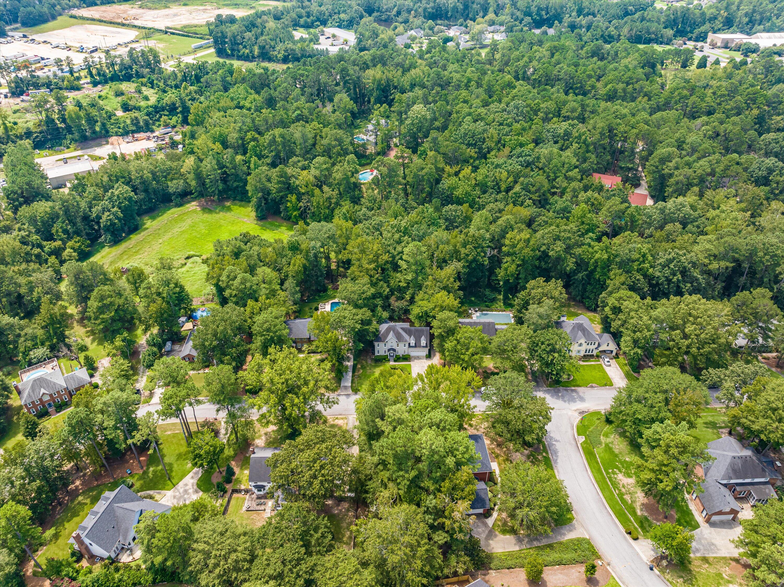 930 DEERCREST Circle