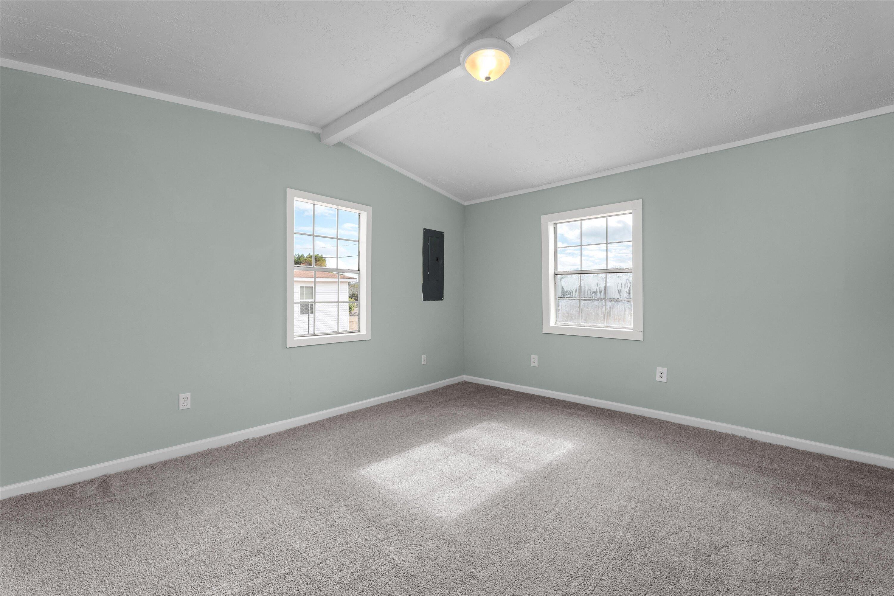 2117 MONCRIEFF Street