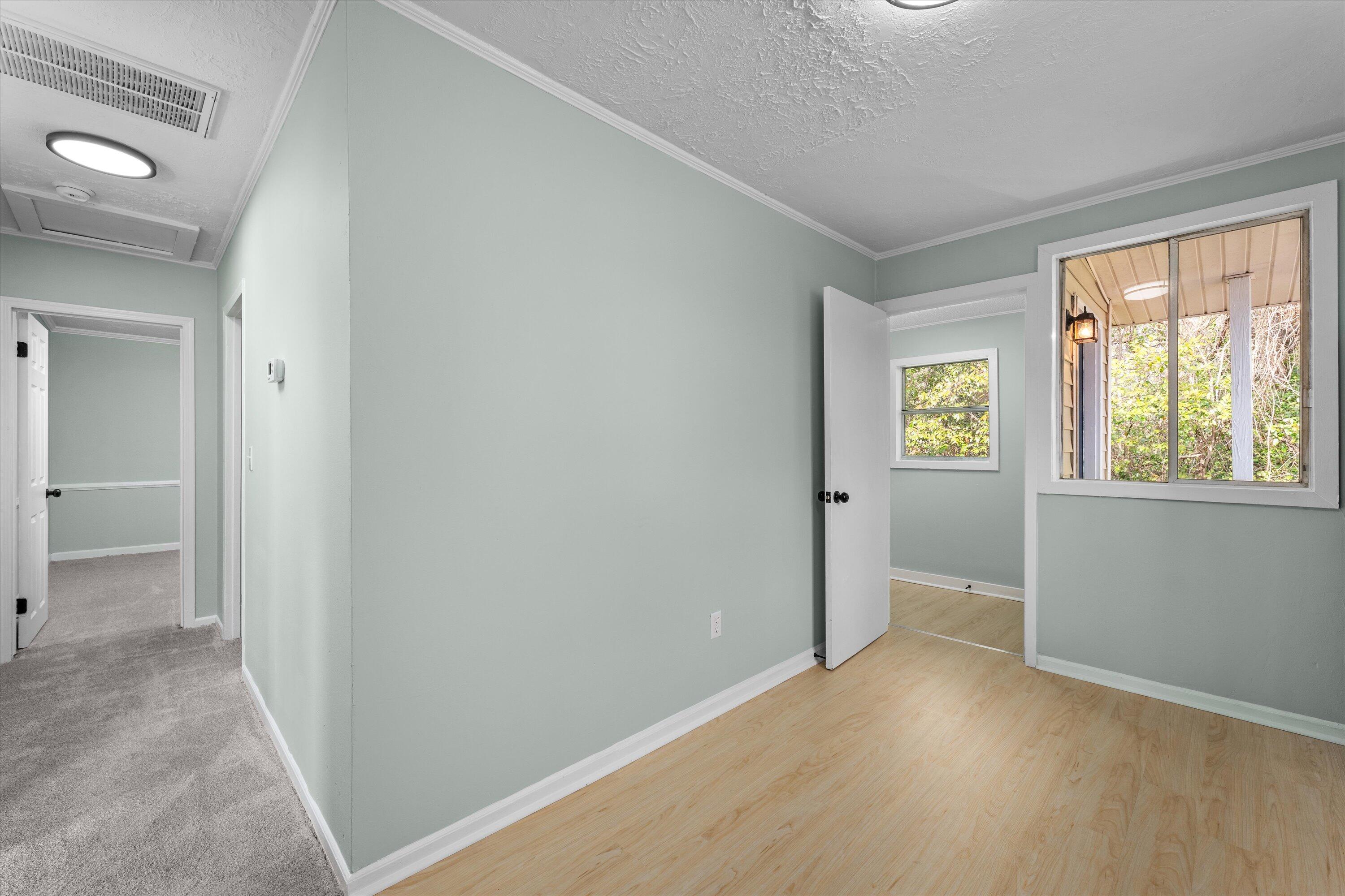 2117 MONCRIEFF Street