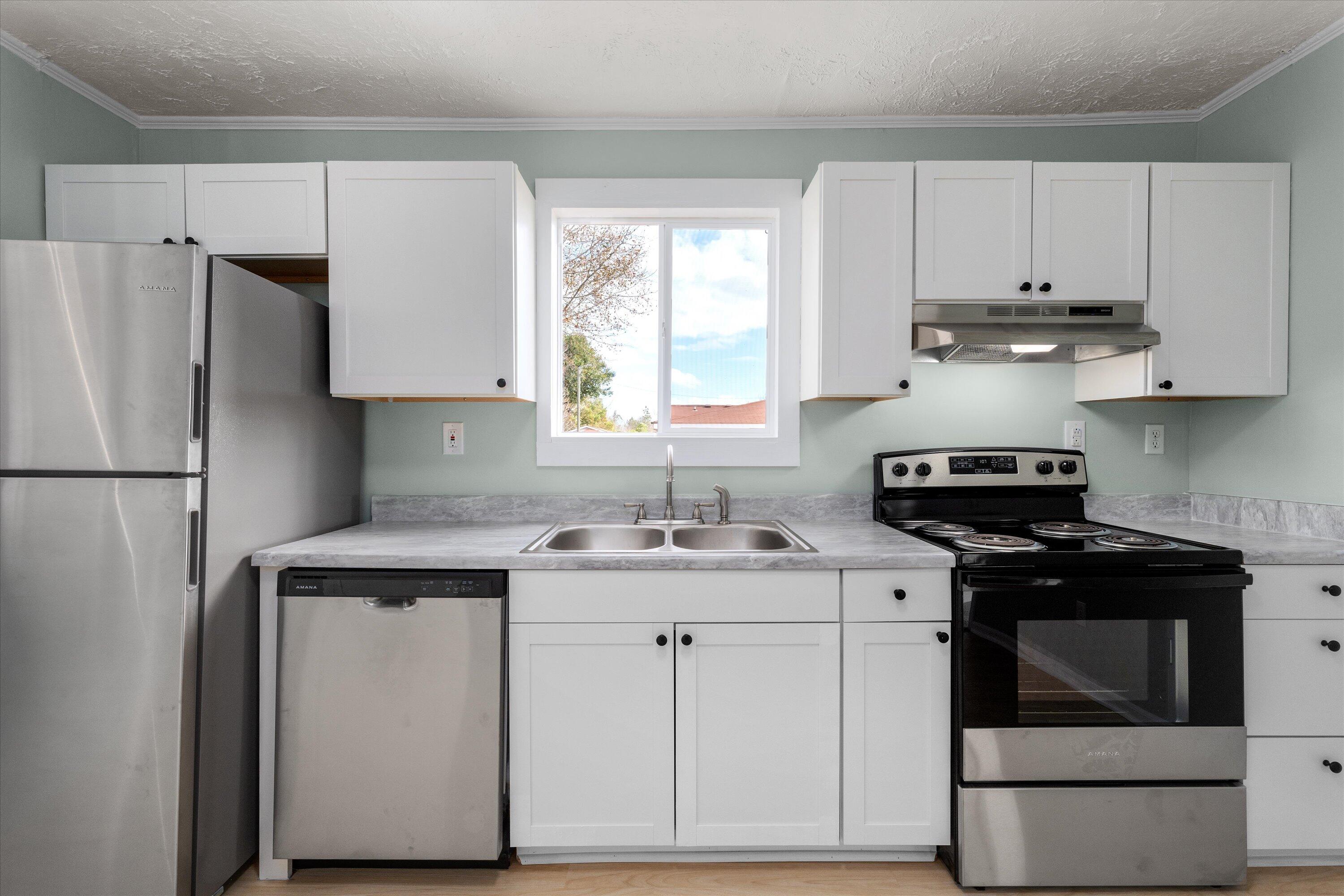 2117 MONCRIEFF Street