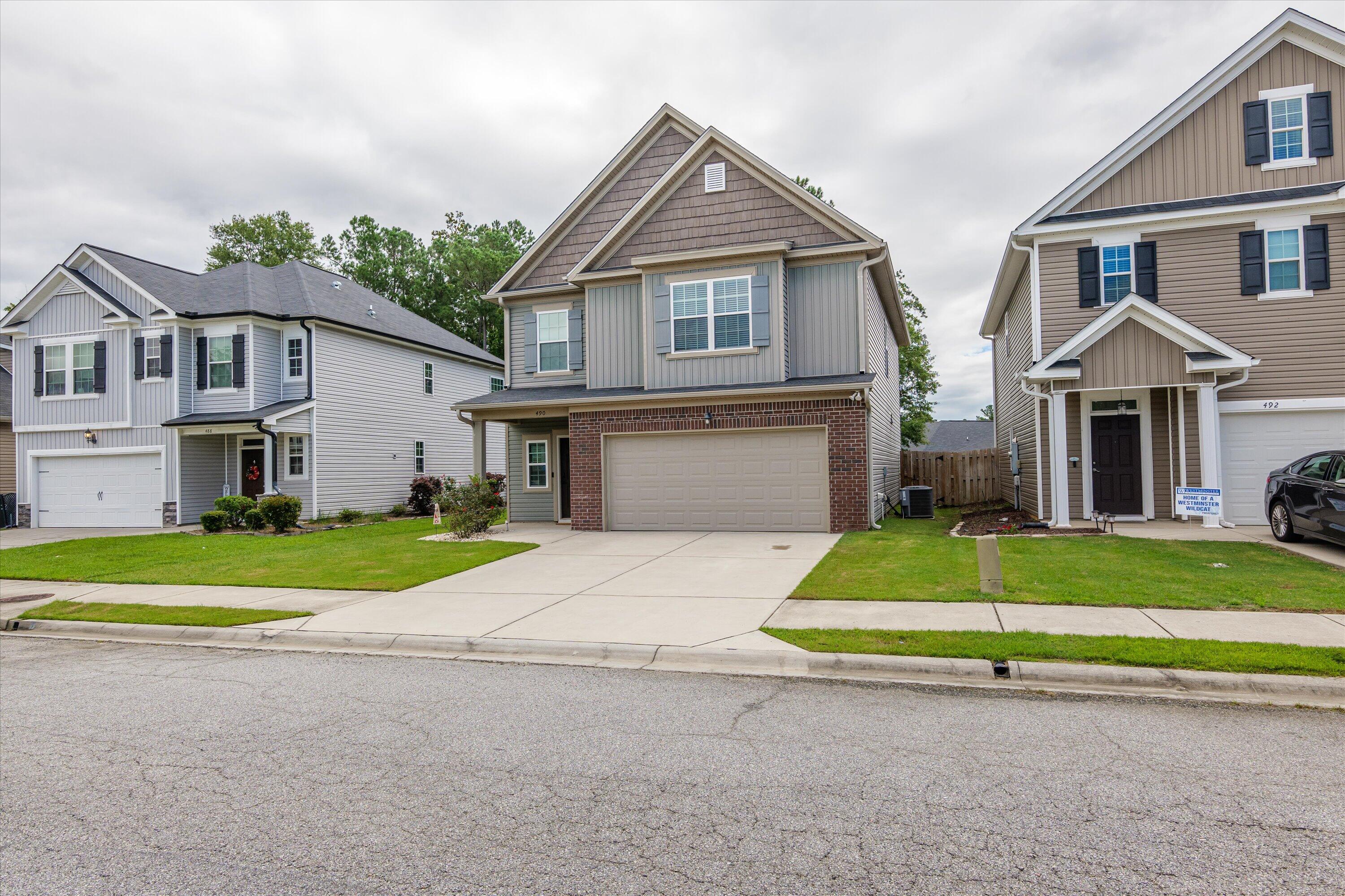 490 BRANTLEY COVE Circle