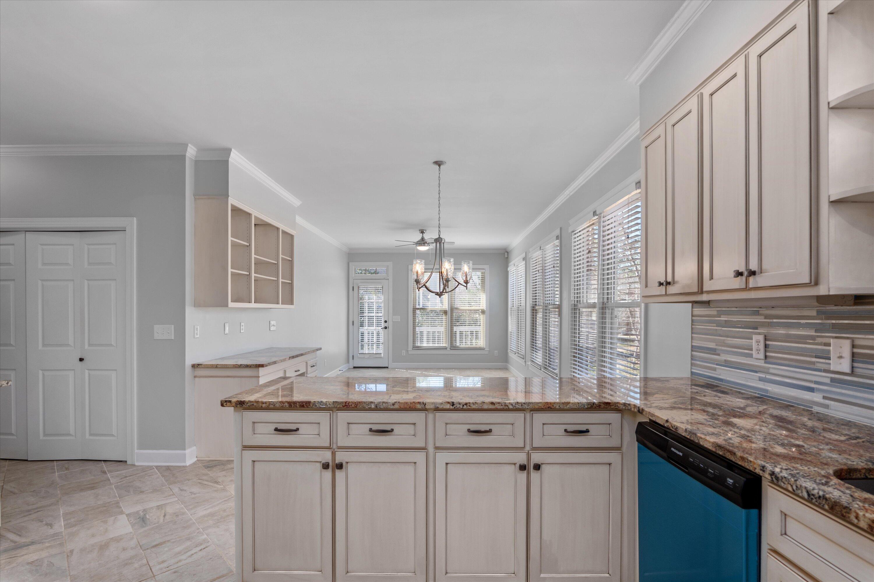 738 MAGRUDER Landing