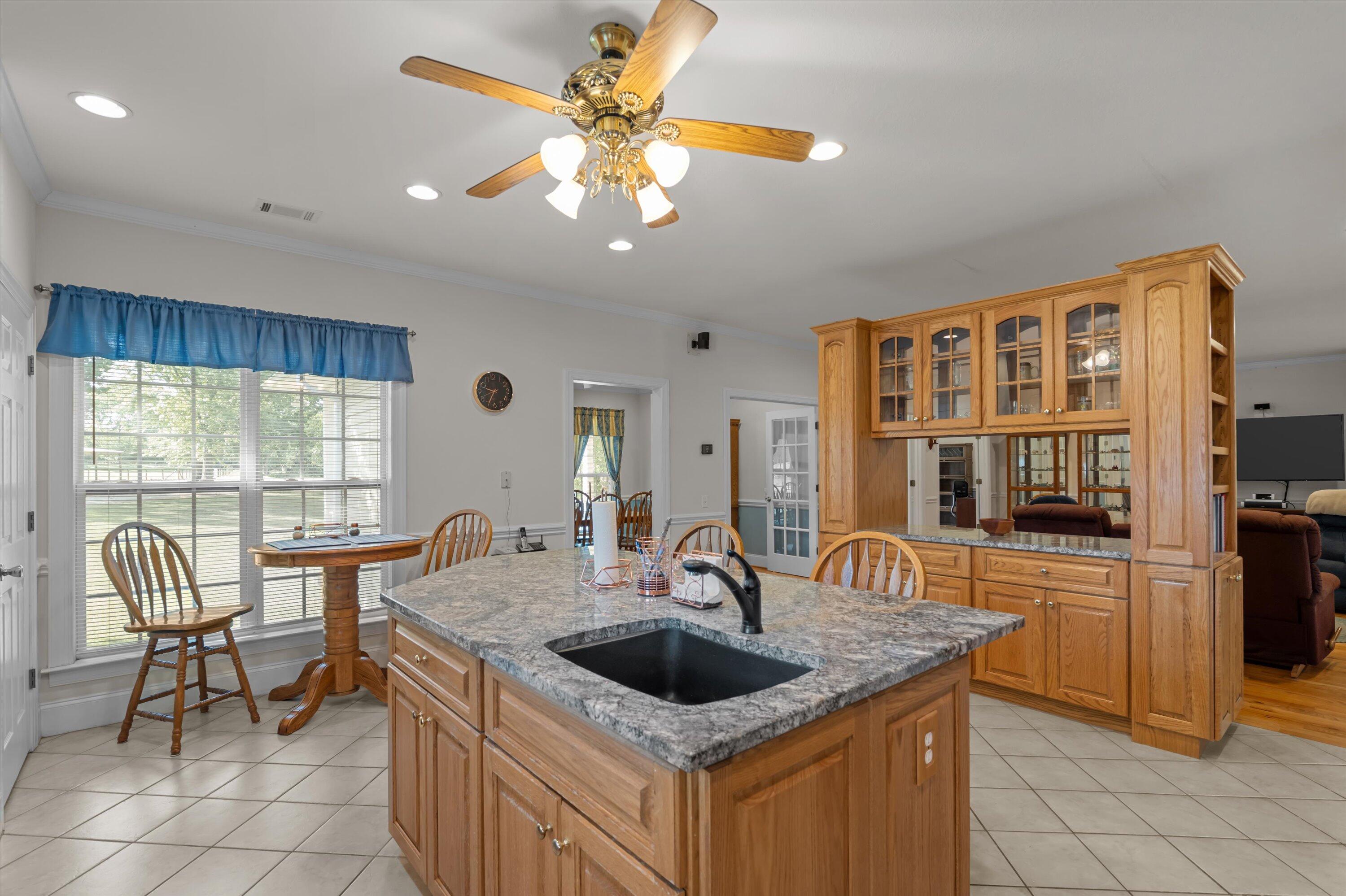 1960 WHITE ROCK Road