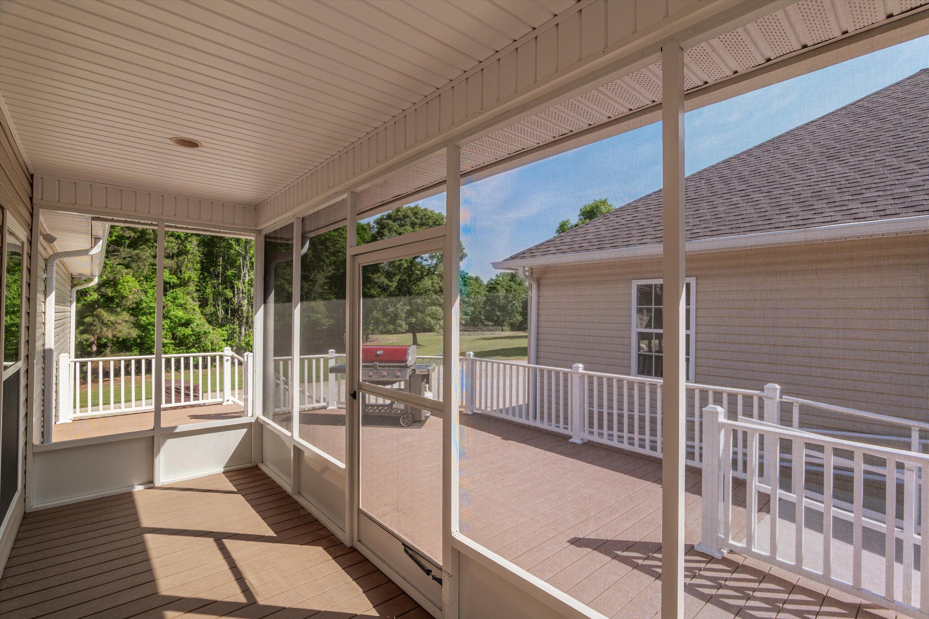 1960 WHITE ROCK Road