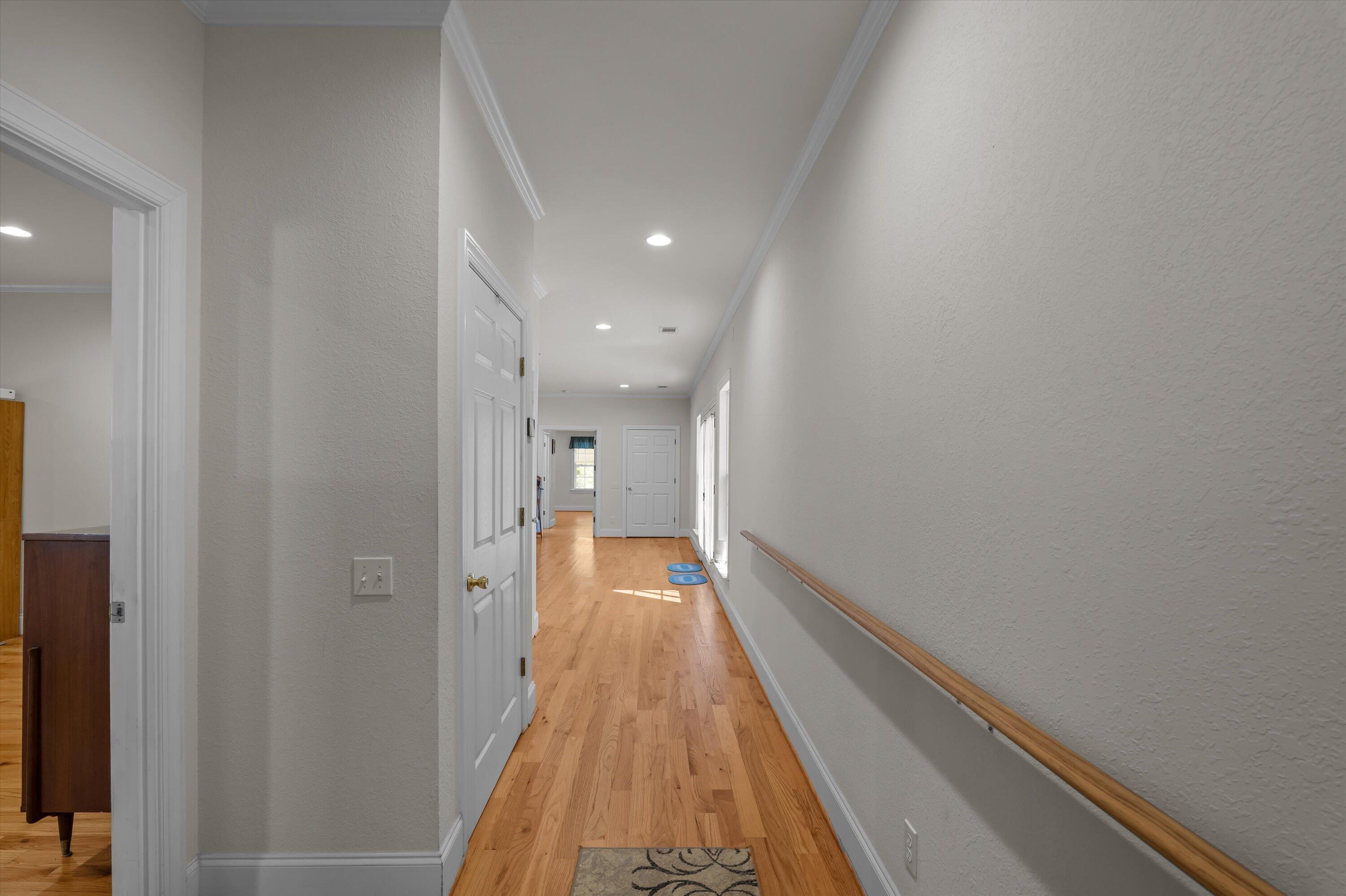 1960 WHITE ROCK Road