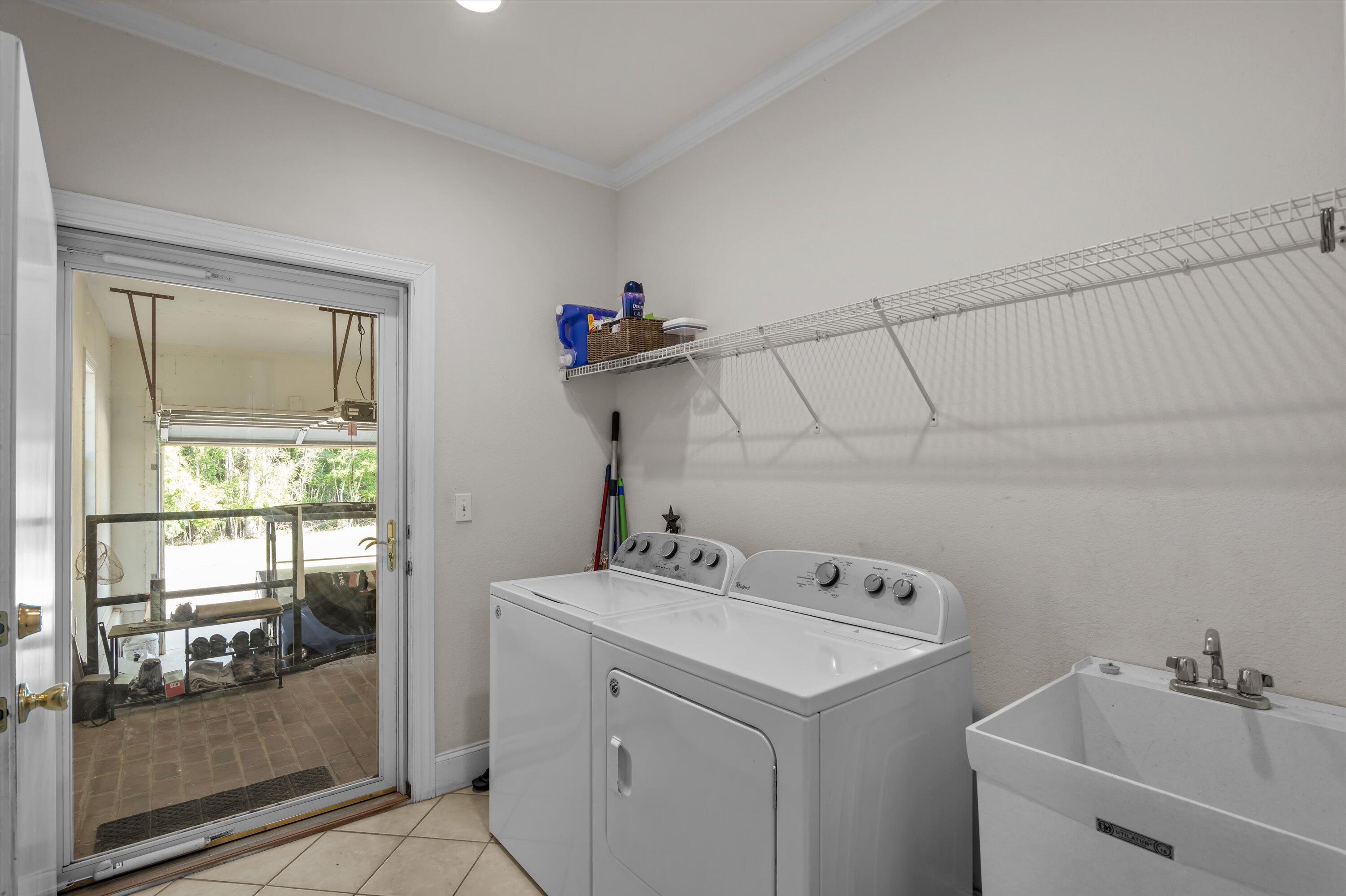 1960 WHITE ROCK Road