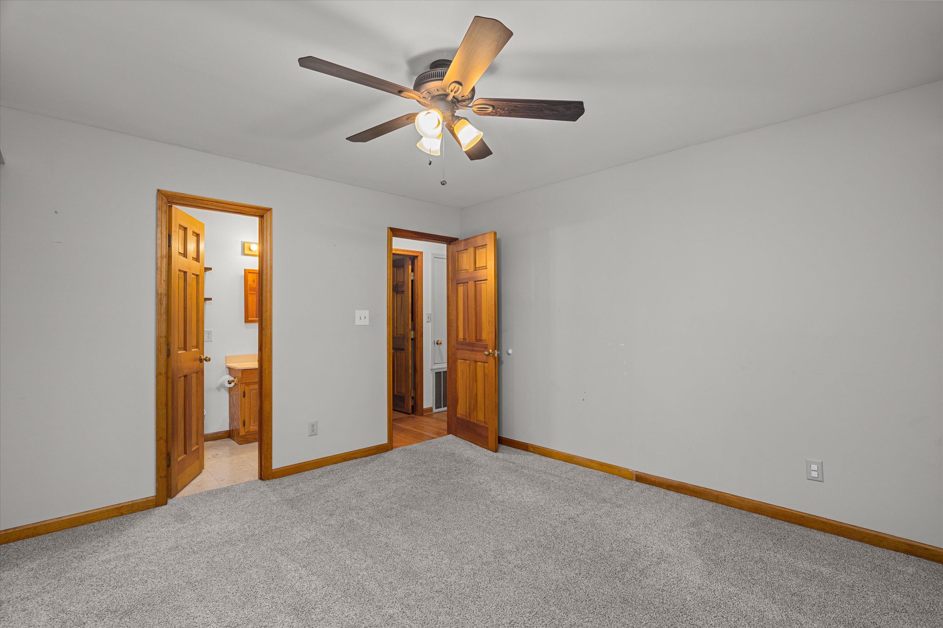 1840 LONERGAN HULME Road