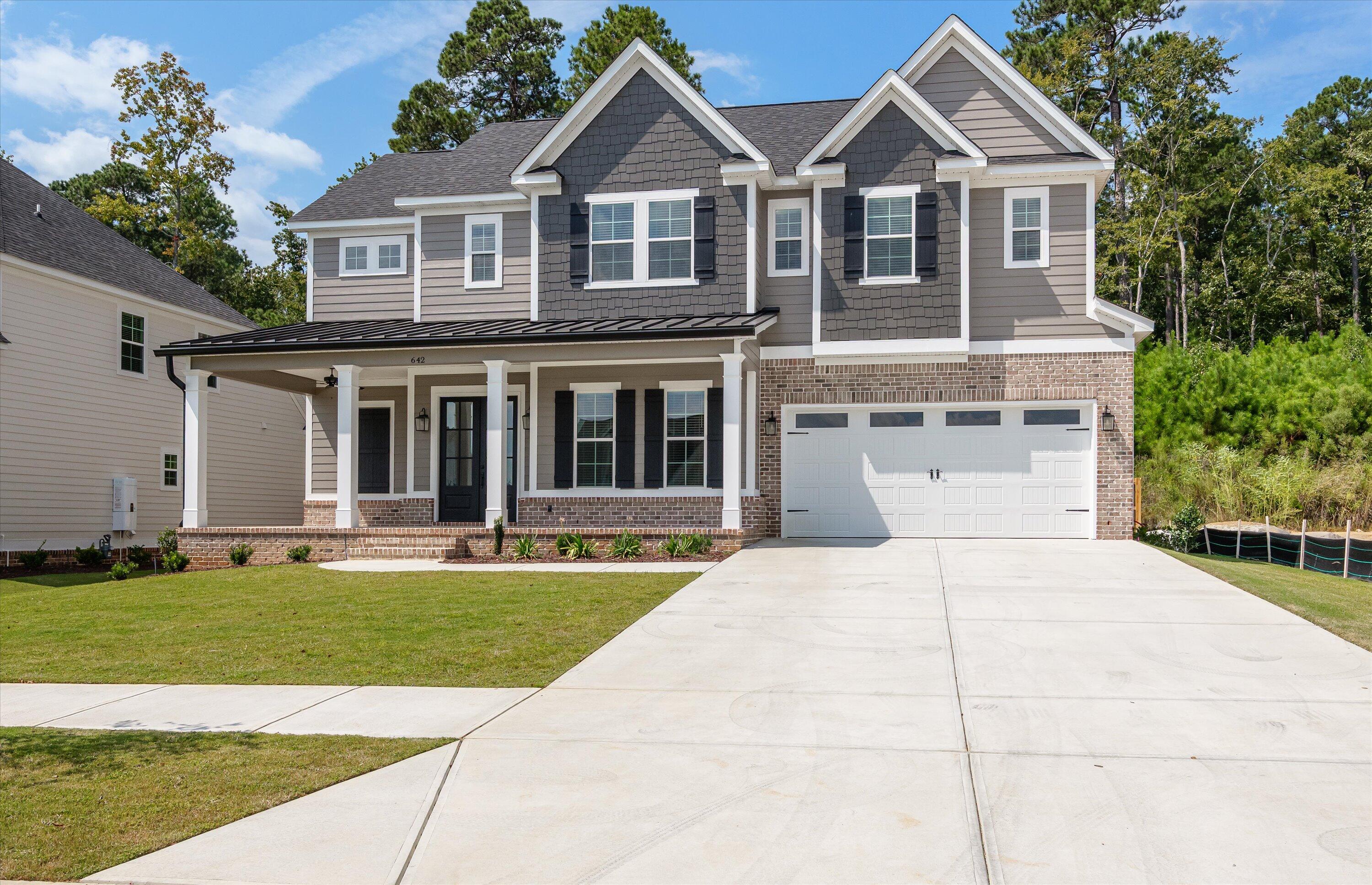 642 RIVER OAKS Lane