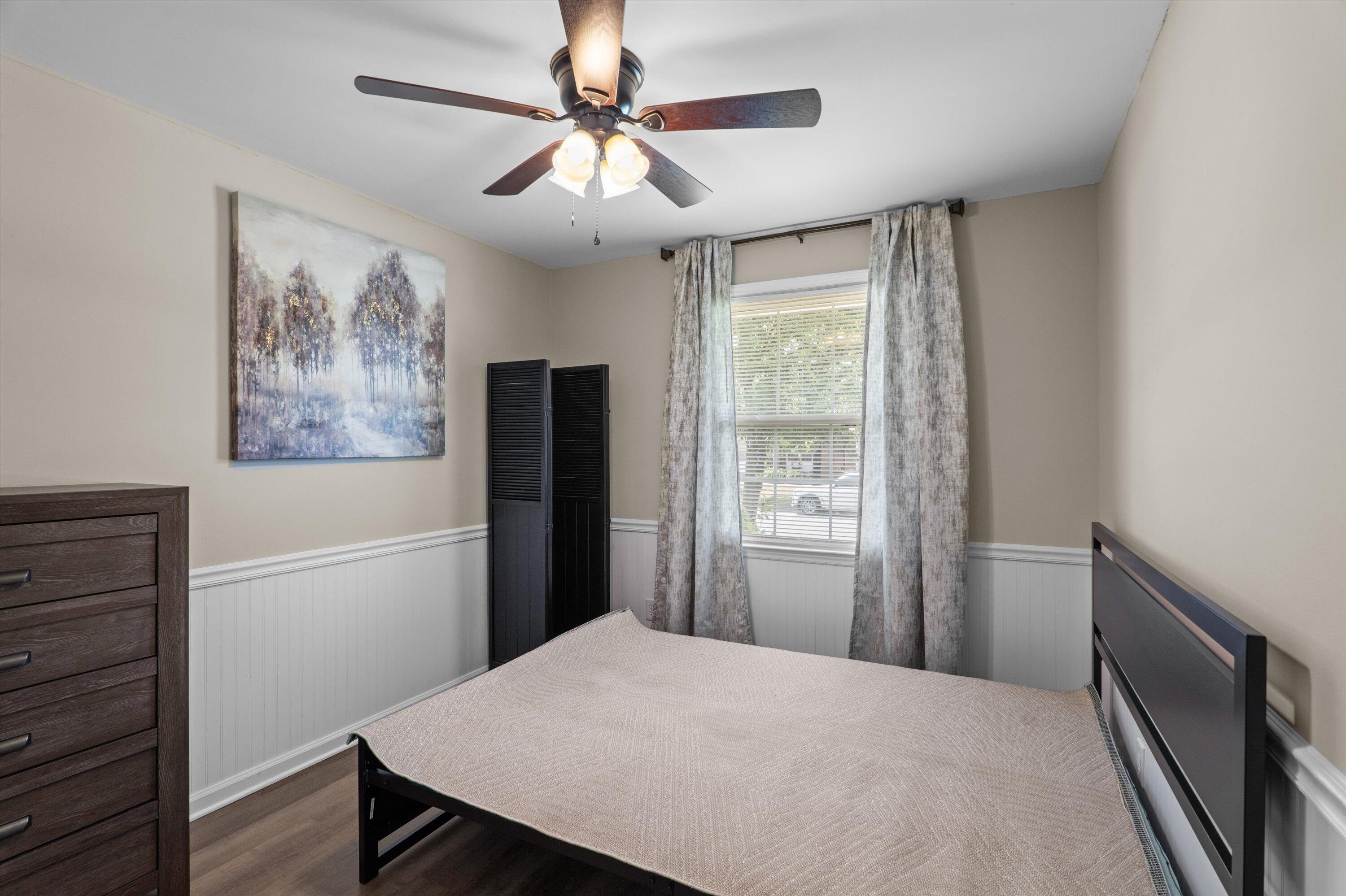 284 E WYNNGATE Drive