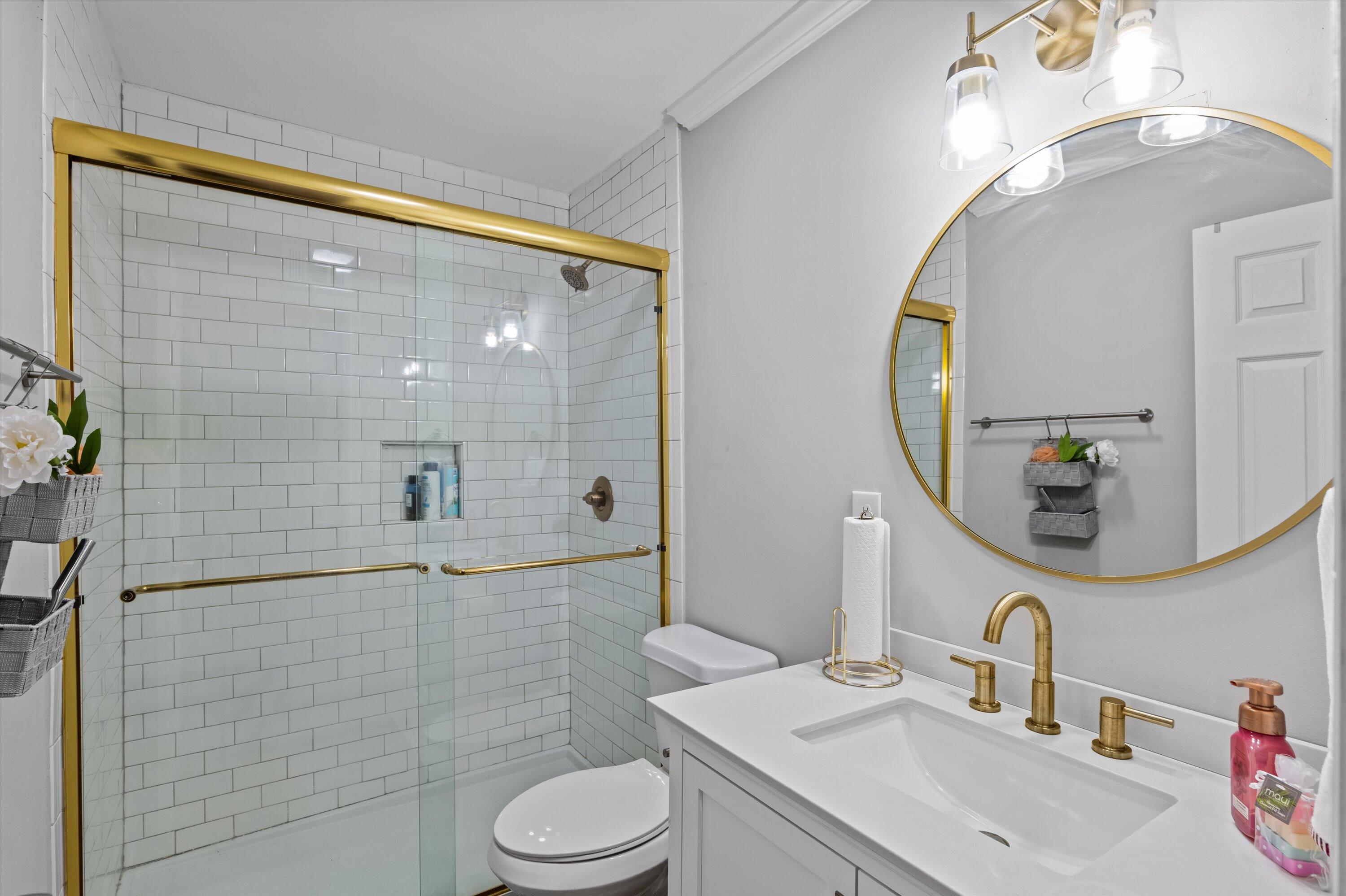 3527 Gleneagles Drive