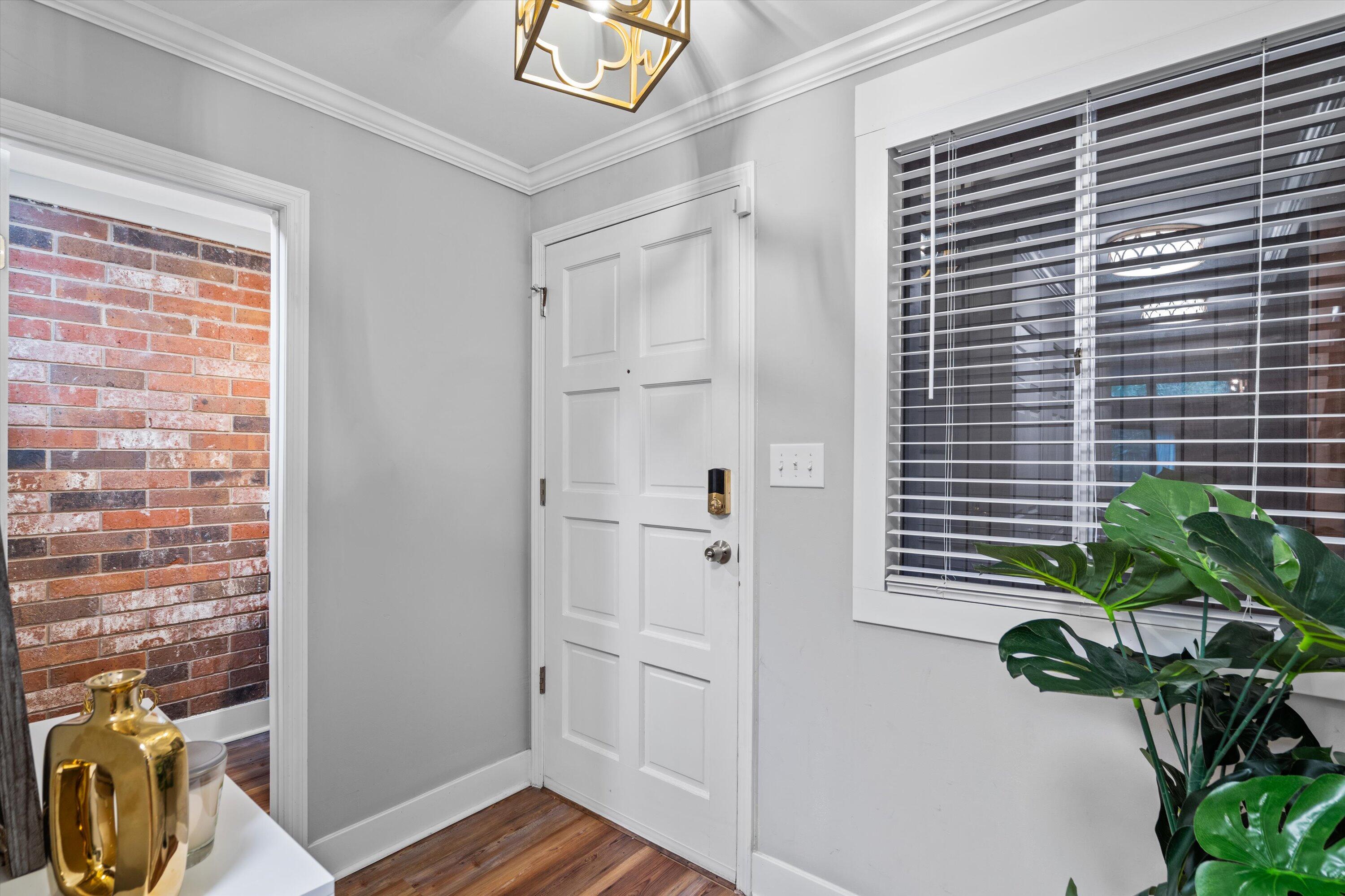 3527 Gleneagles Drive