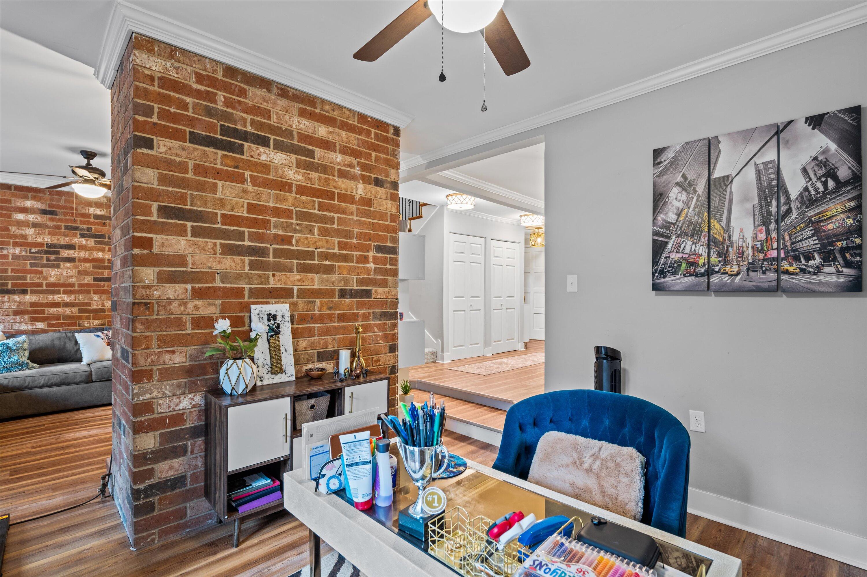 3527 Gleneagles Drive