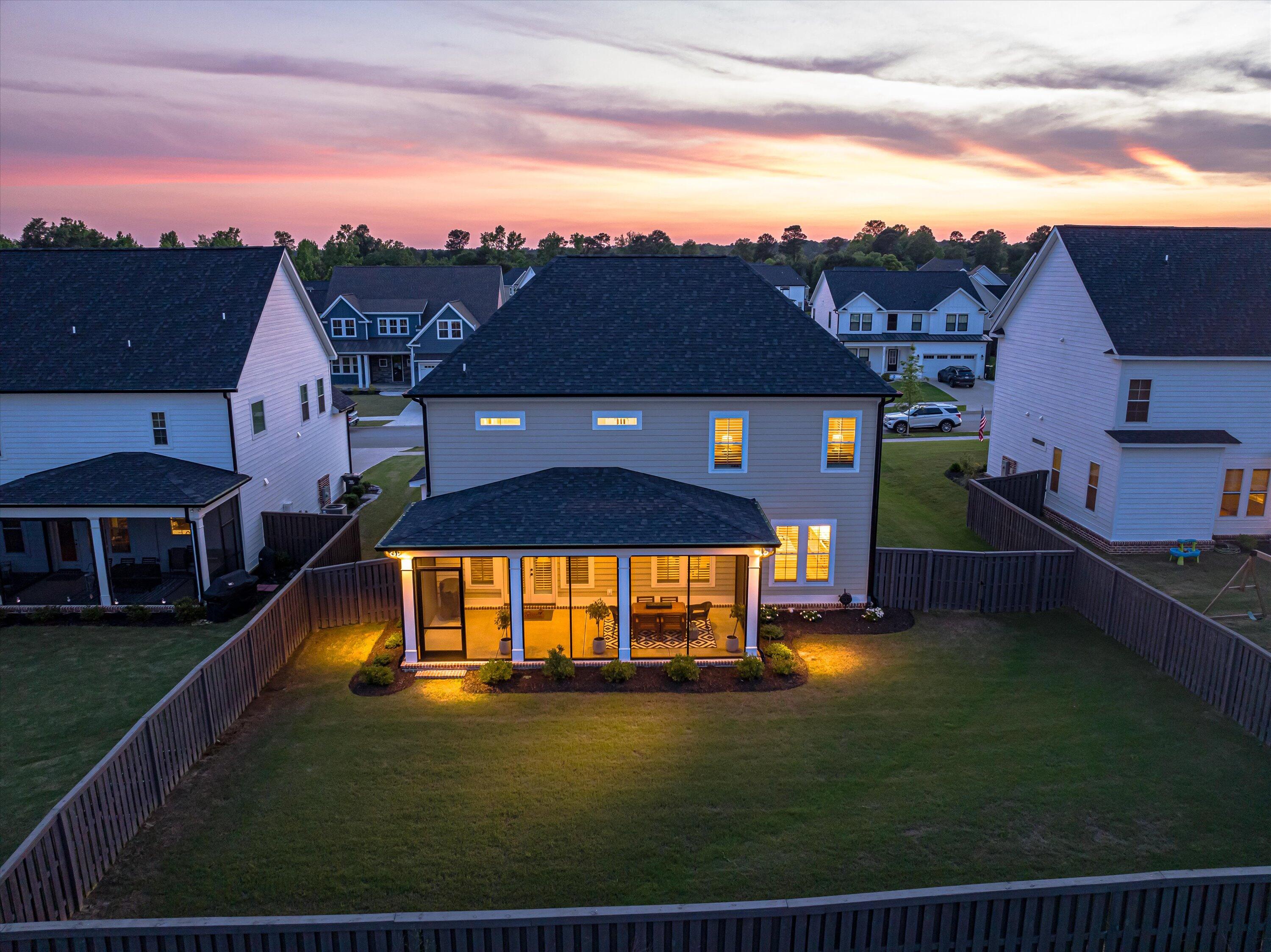 3045 Rosewood Drive