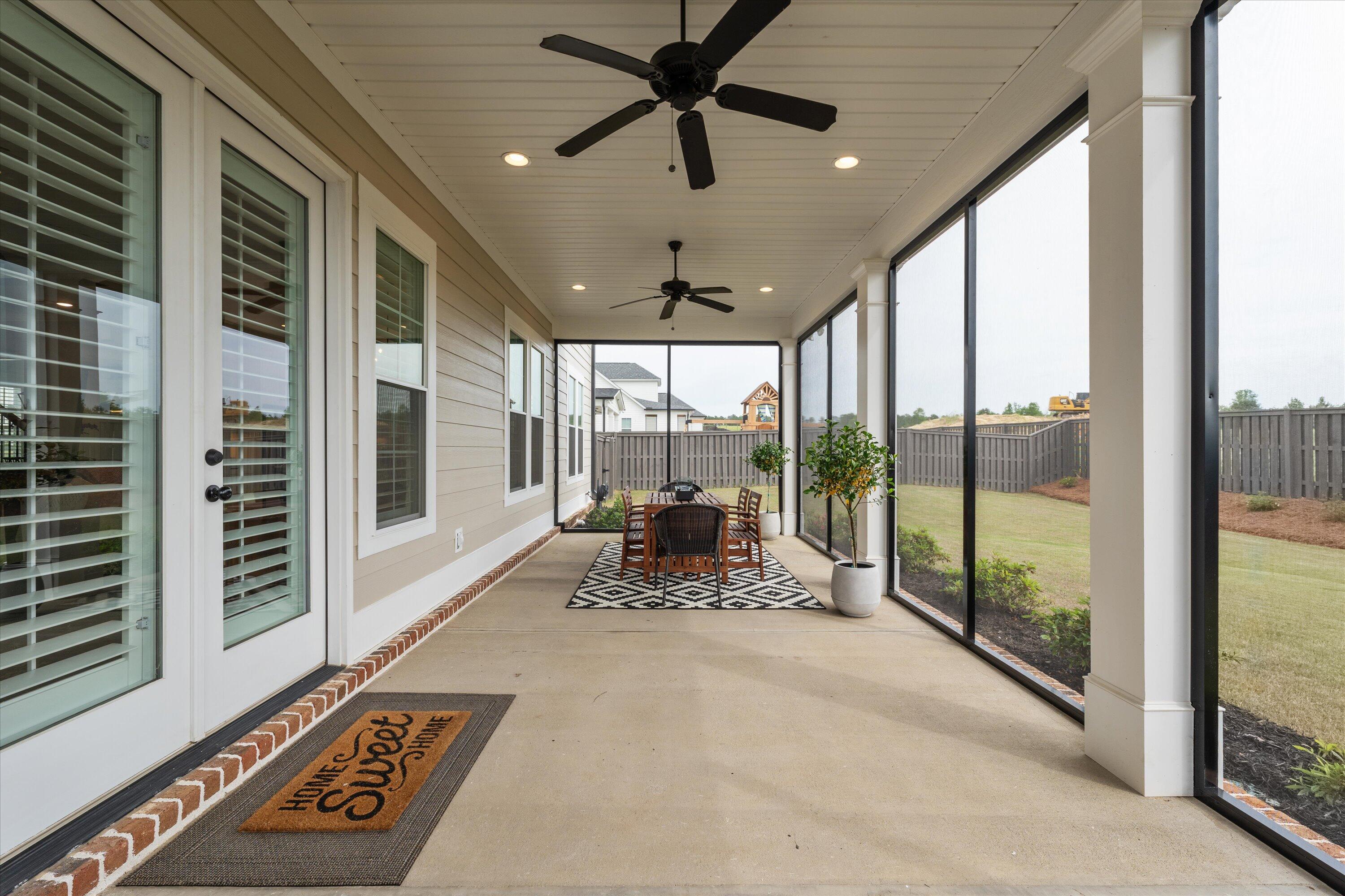 3045 Rosewood Drive