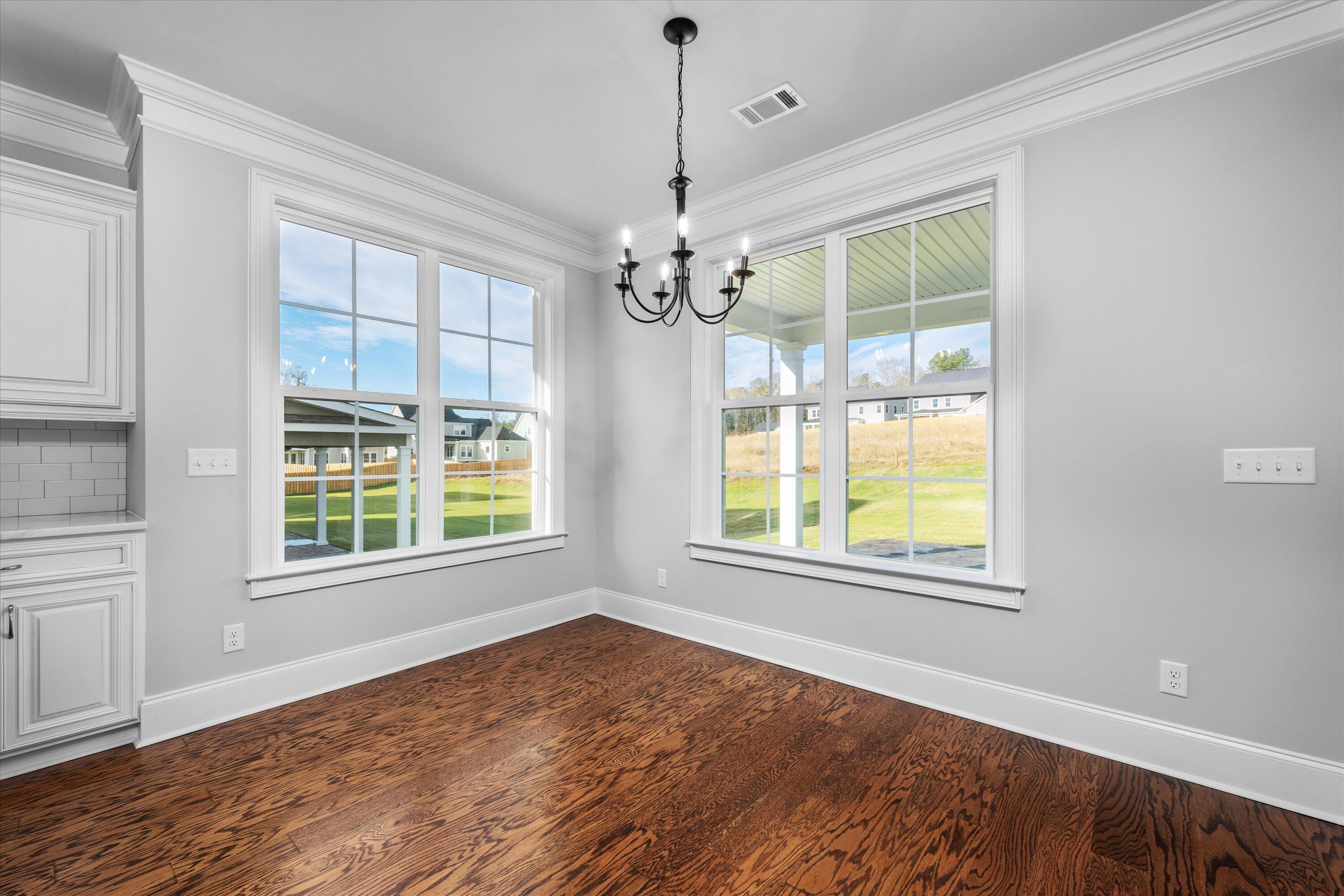673 River Oaks Lane