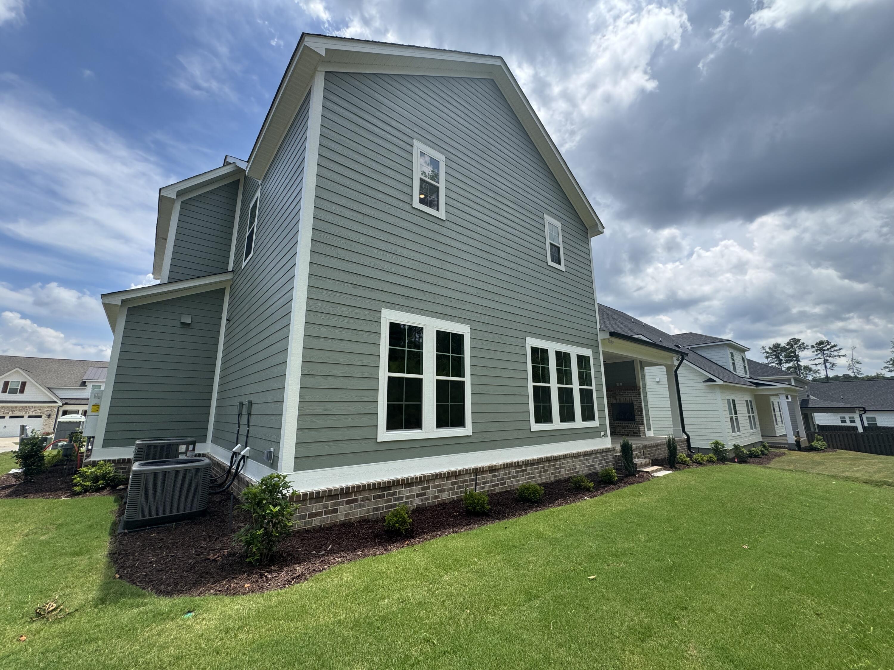 638 River Oaks Lane