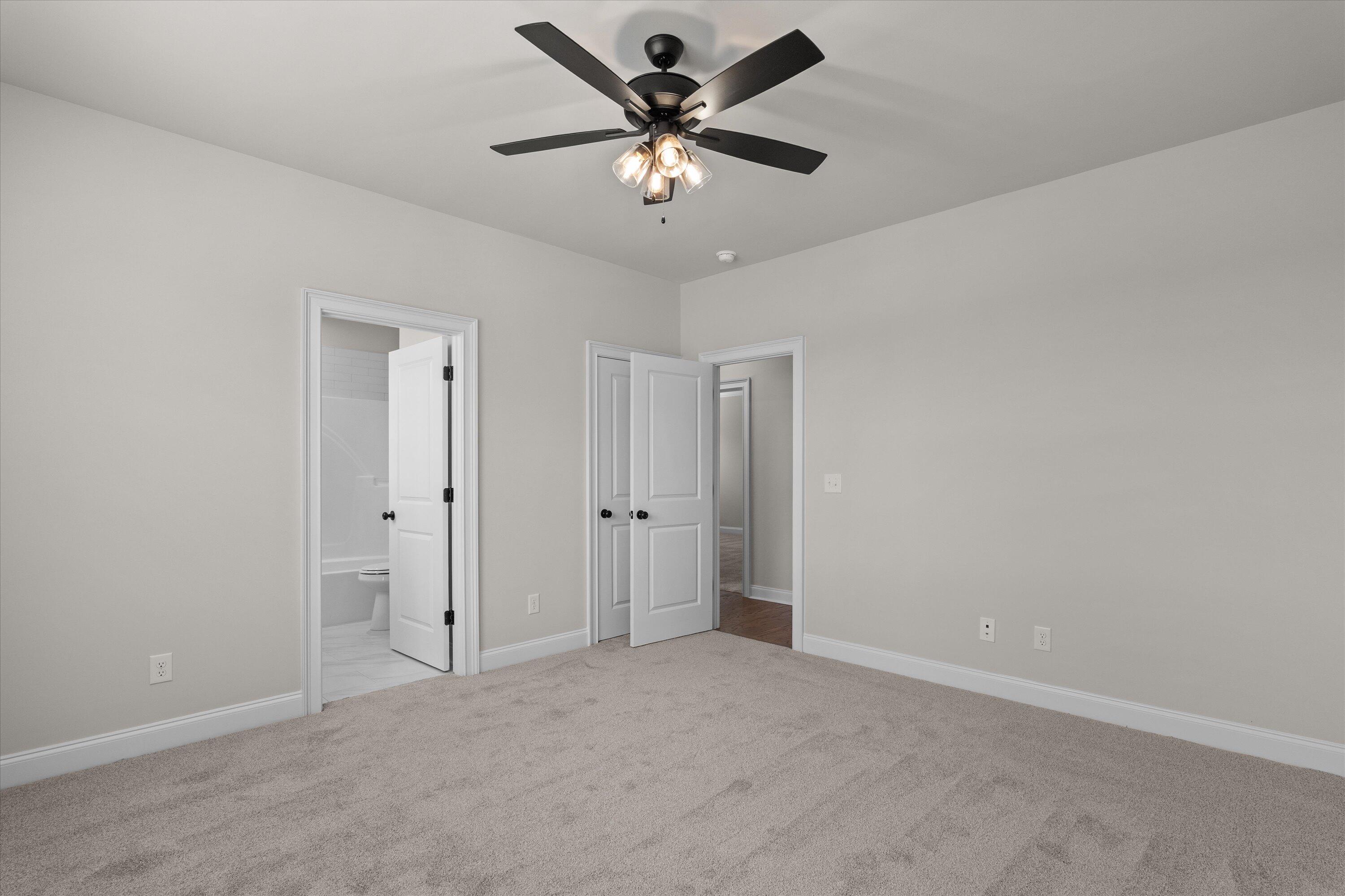642 River Oaks Lane