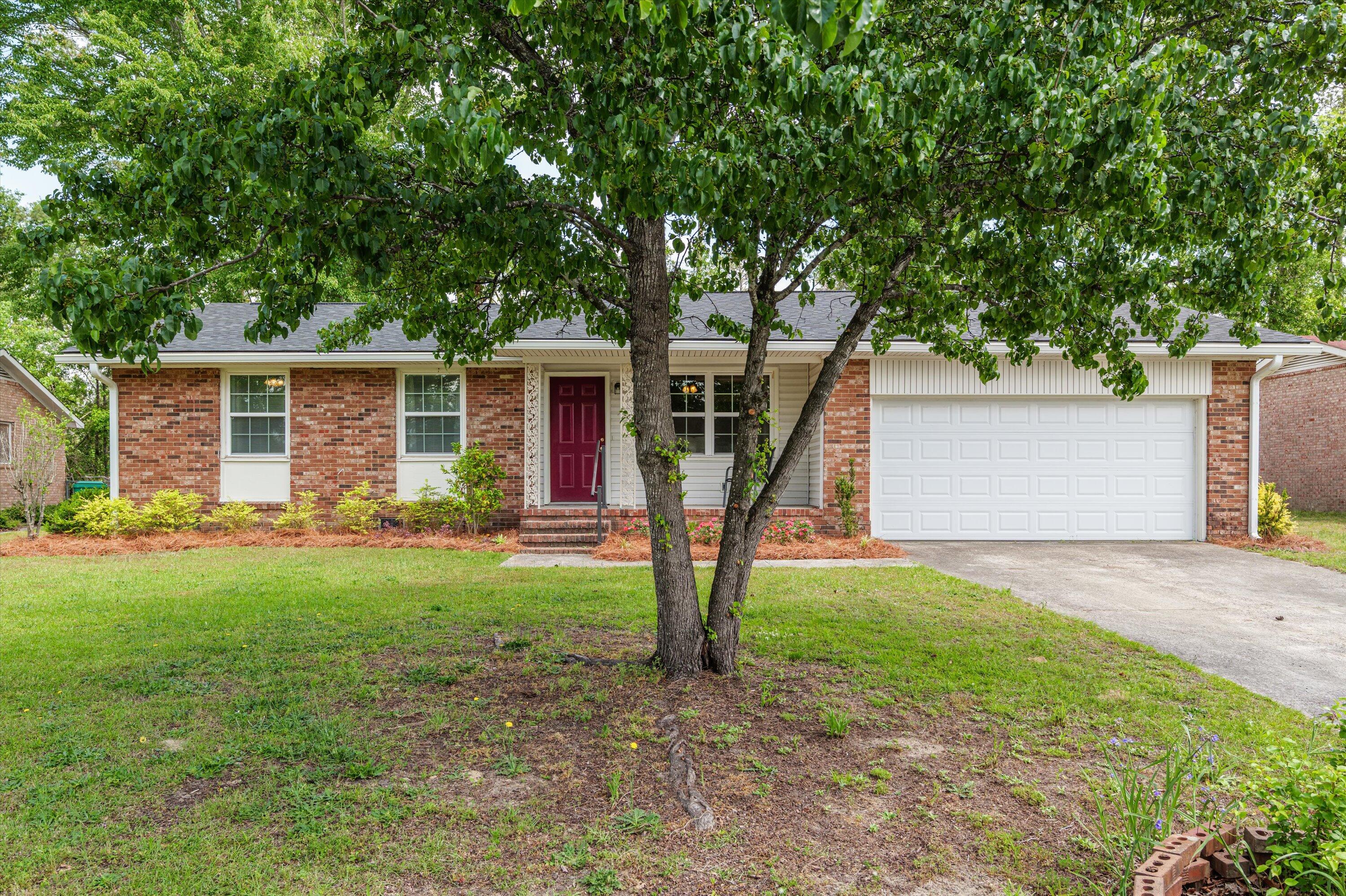 284 E Wynngate Drive