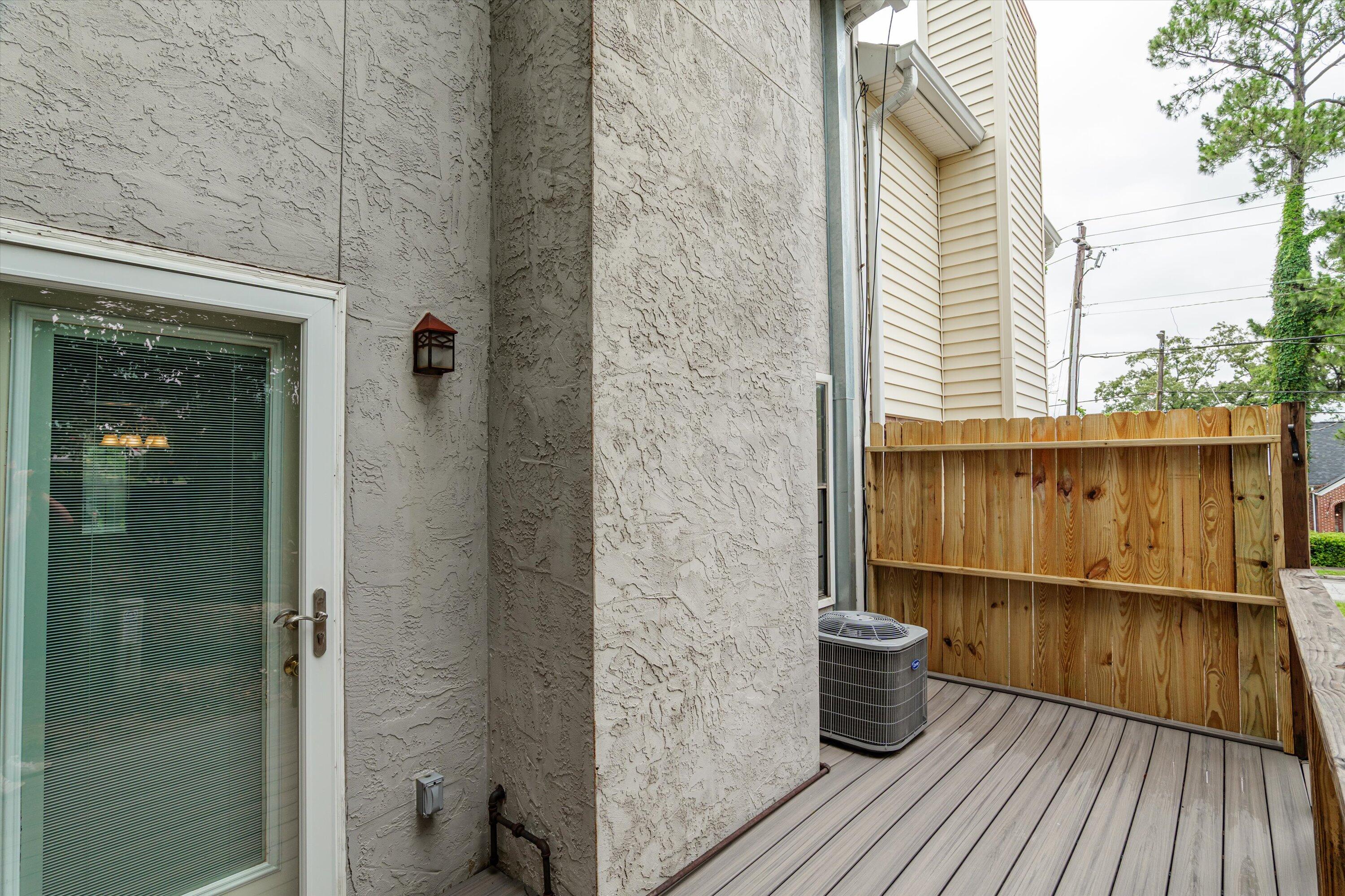 2104 Gary Street