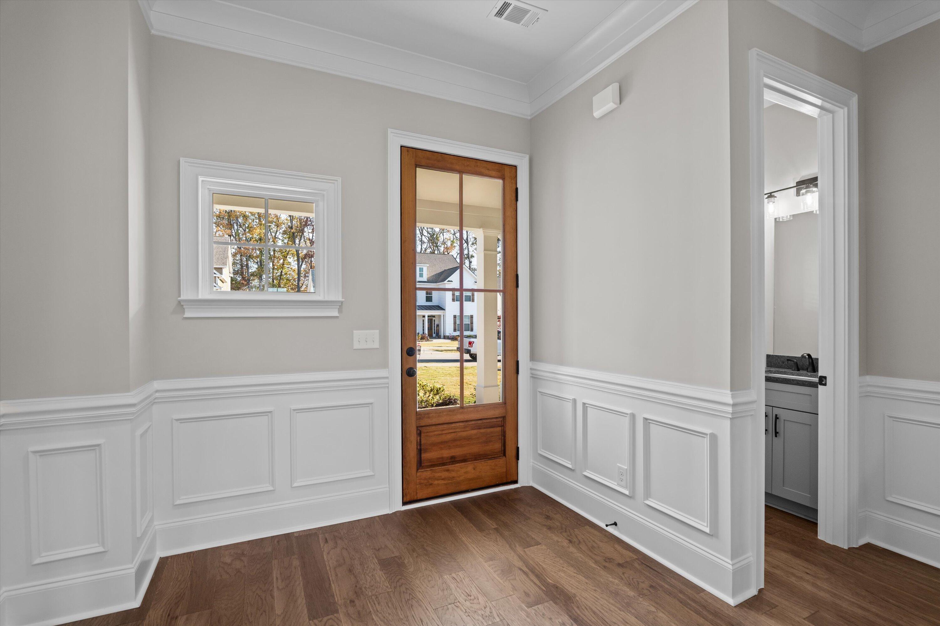 659 River Oaks Lane