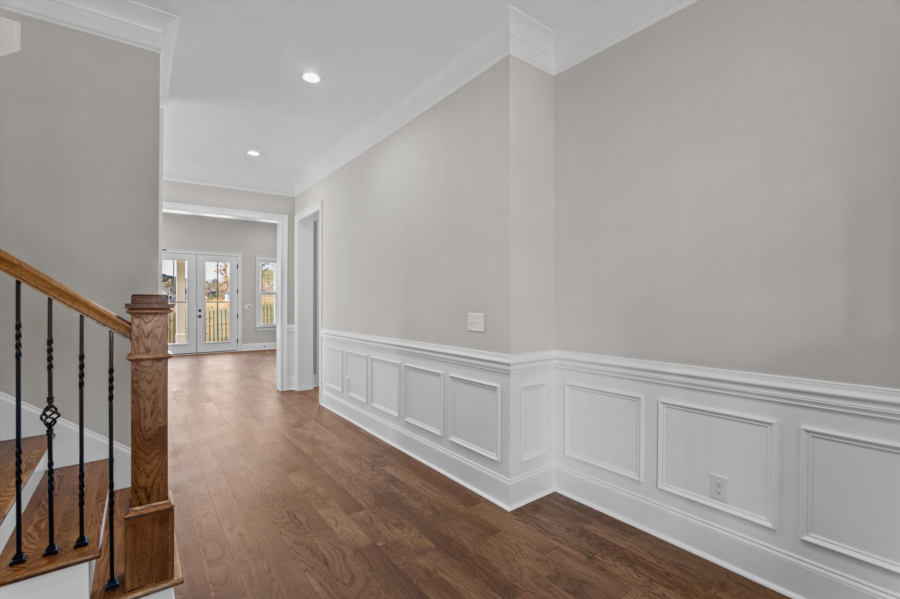 659 River Oaks Lane
