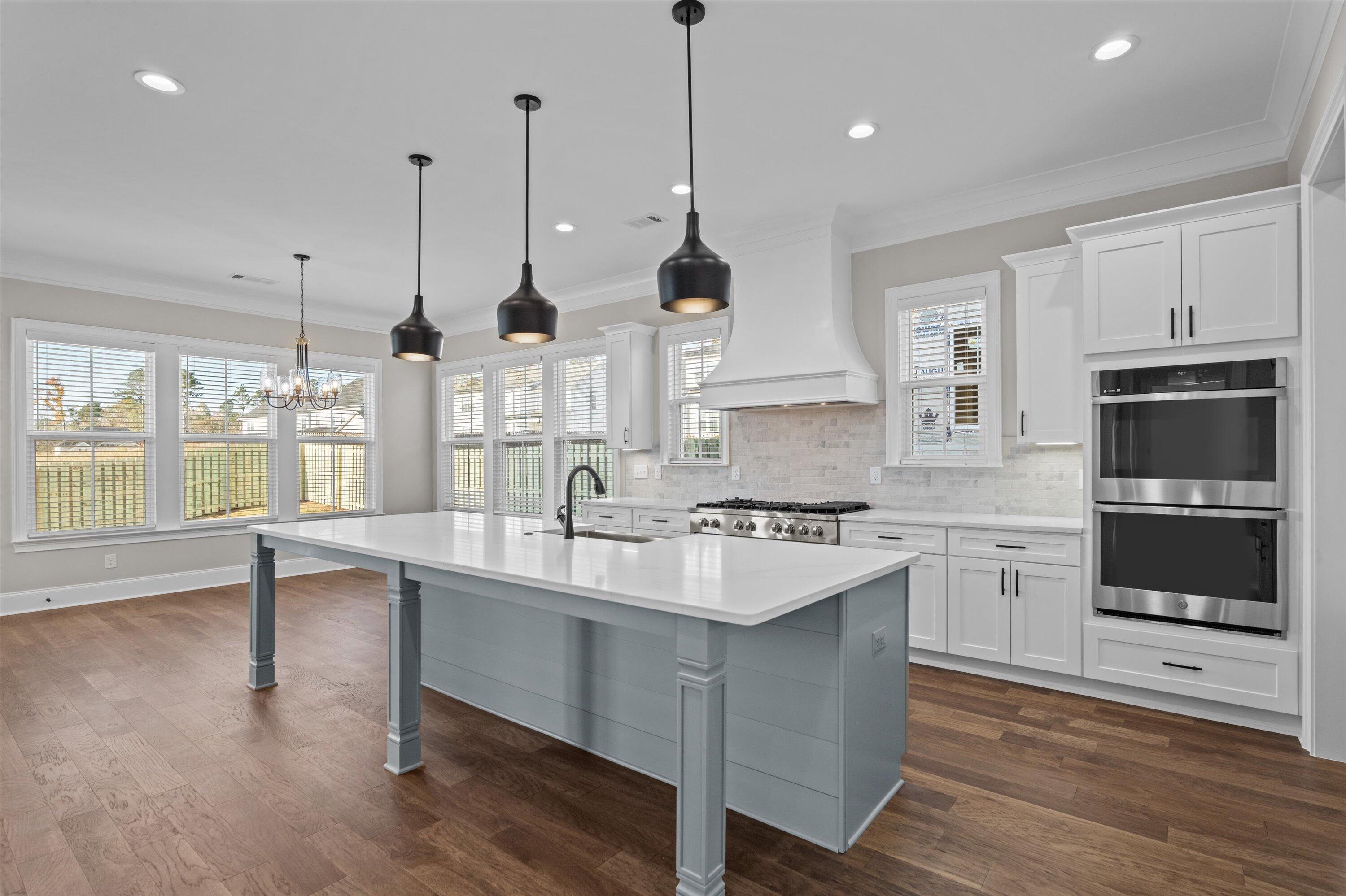 659 River Oaks Lane