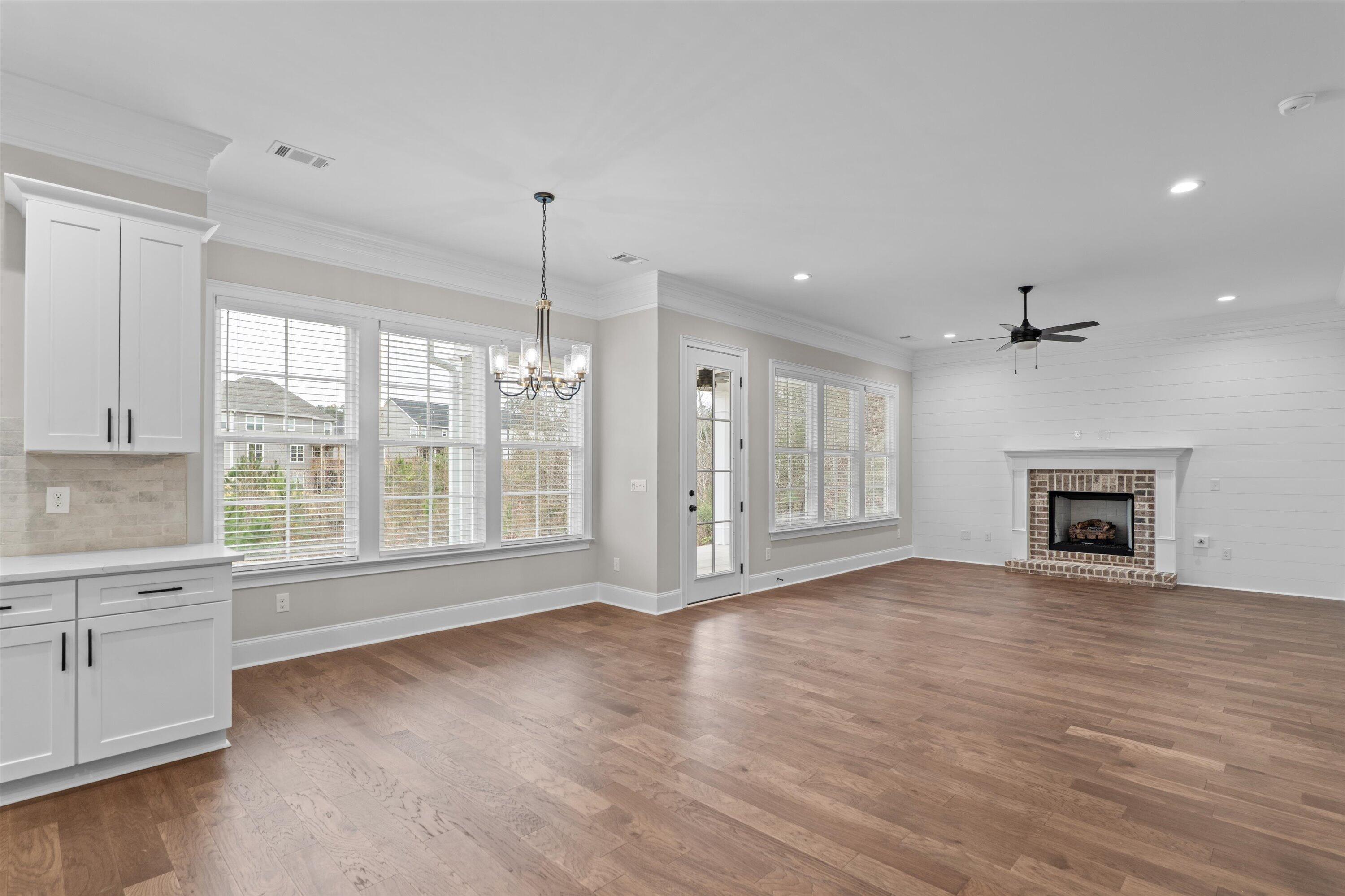 616 River Oaks Lane