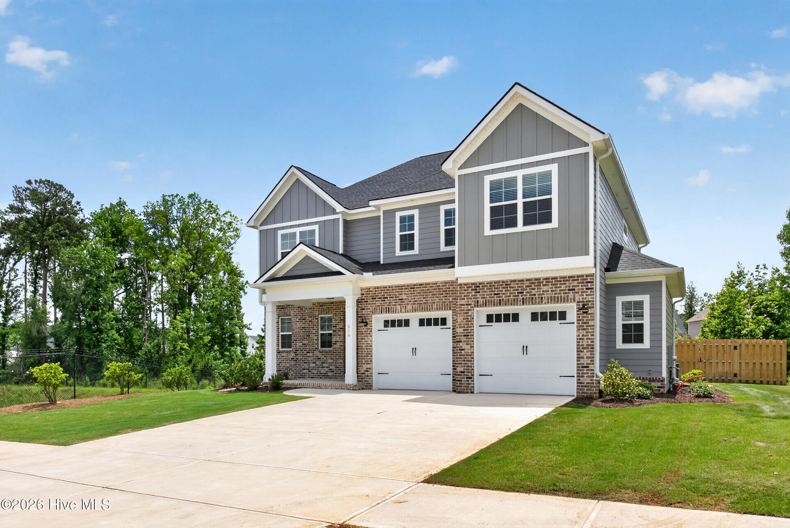 616 River Oaks Lane