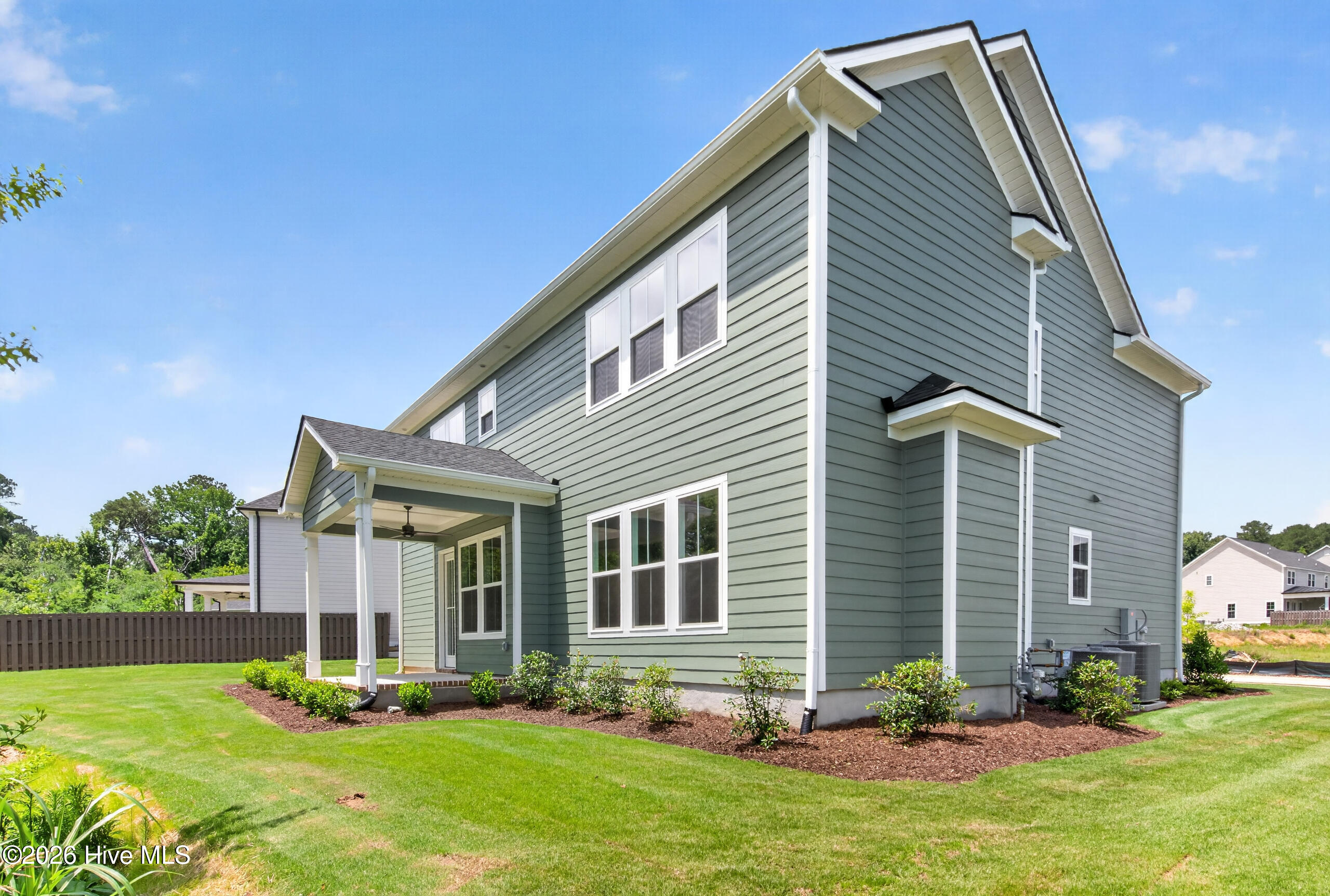 618 River Oaks Lane