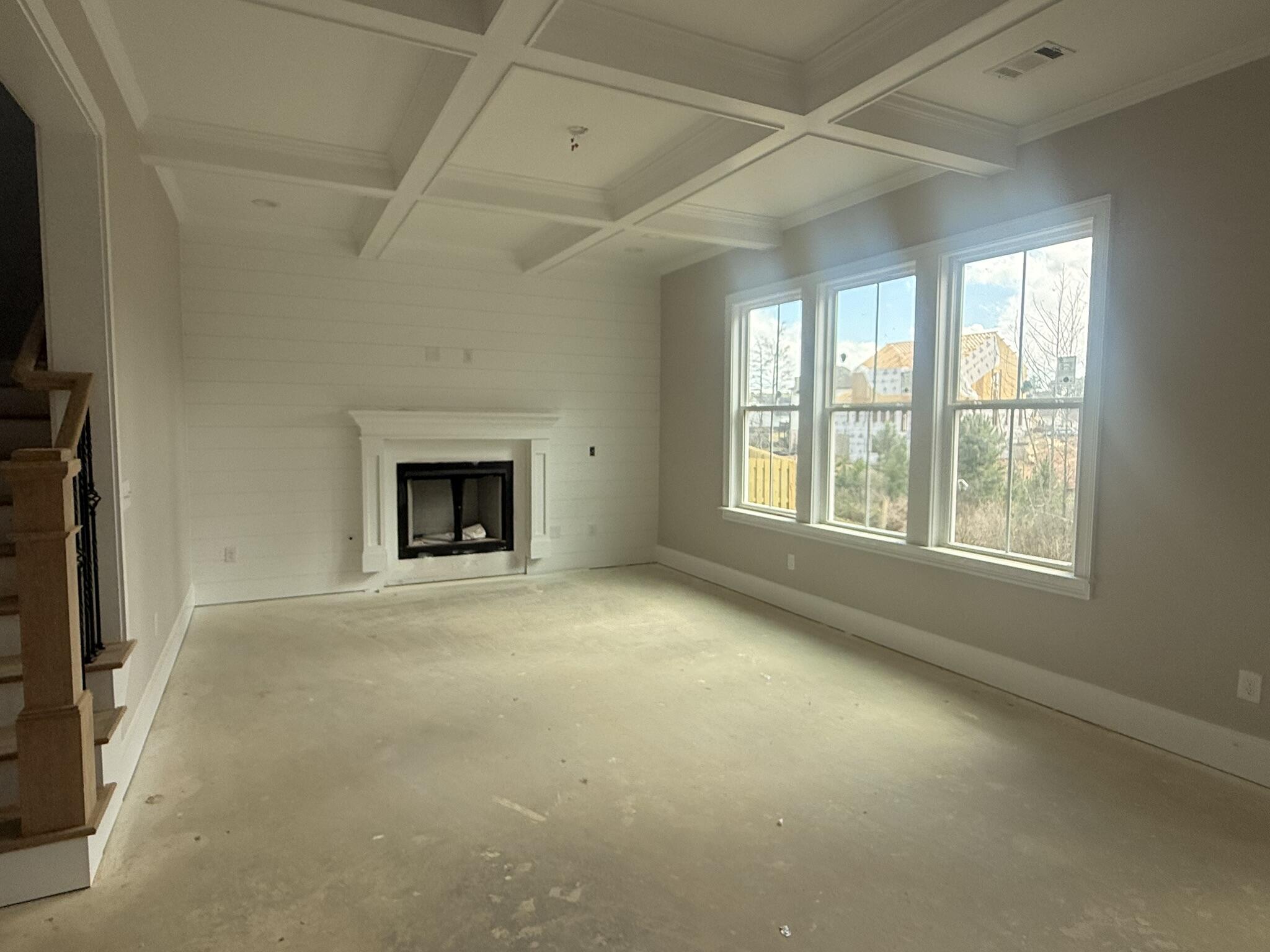 618 River Oaks Lane