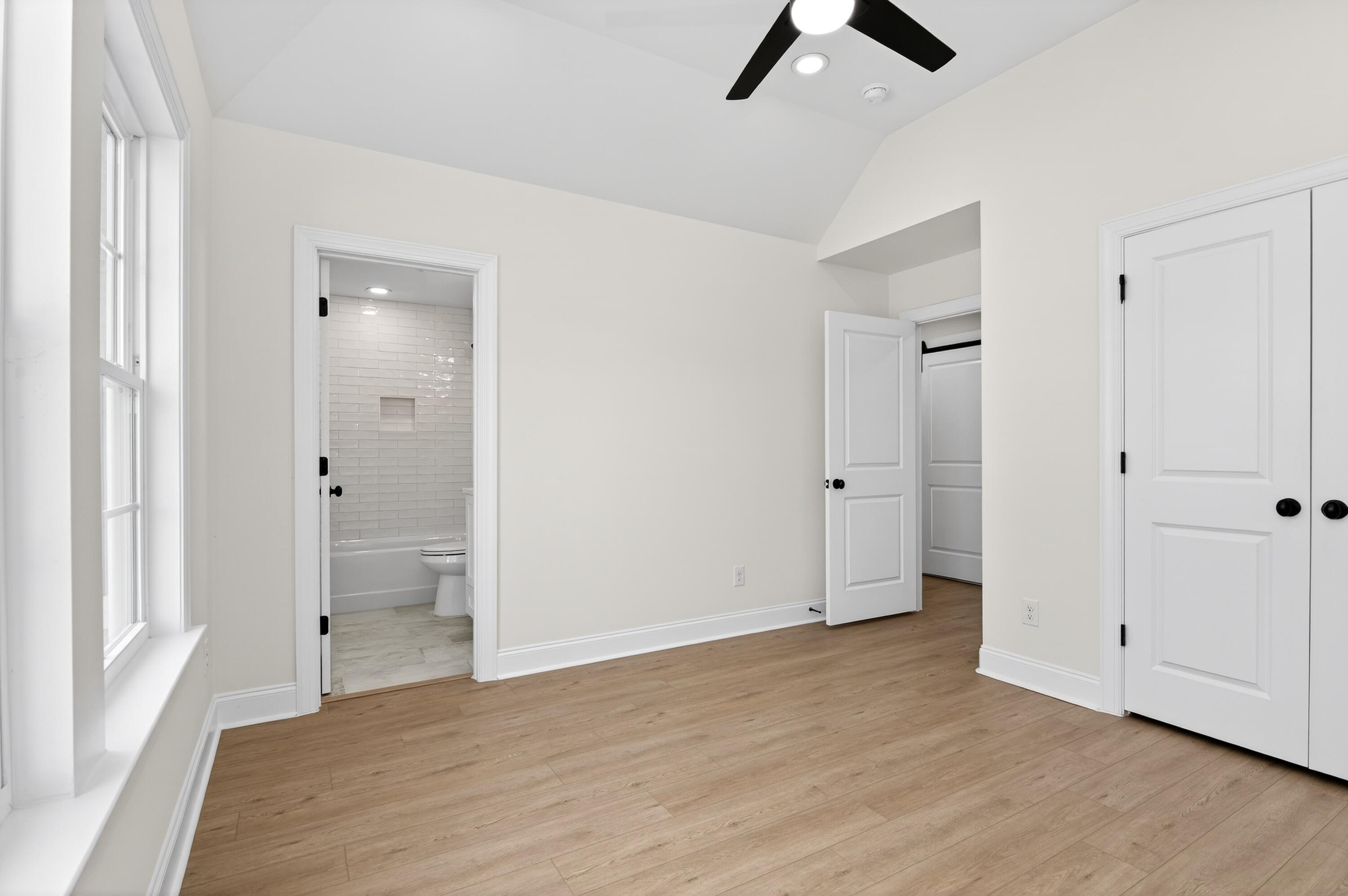 4023 Acorn Lane